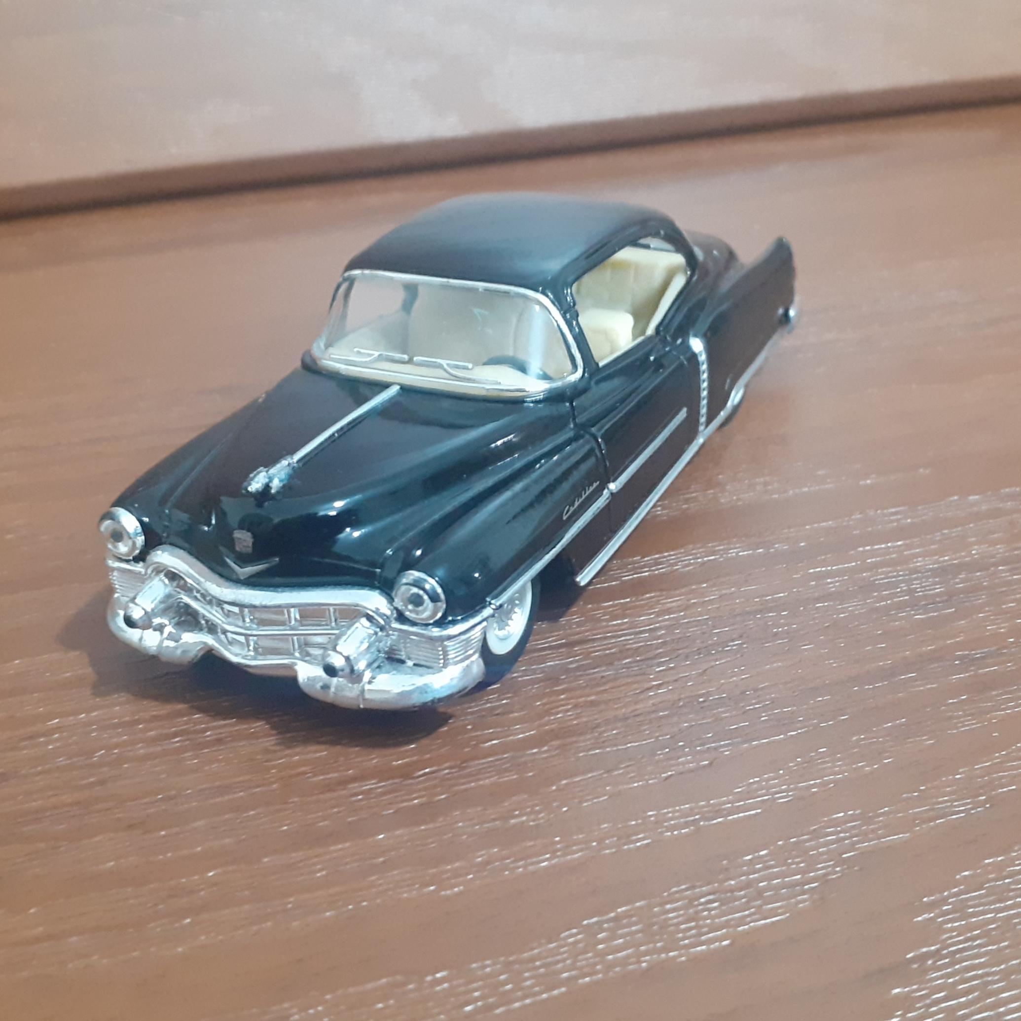 ماکت ماشین فلزی کادیلاک 1953 کینسمارت kinsmart