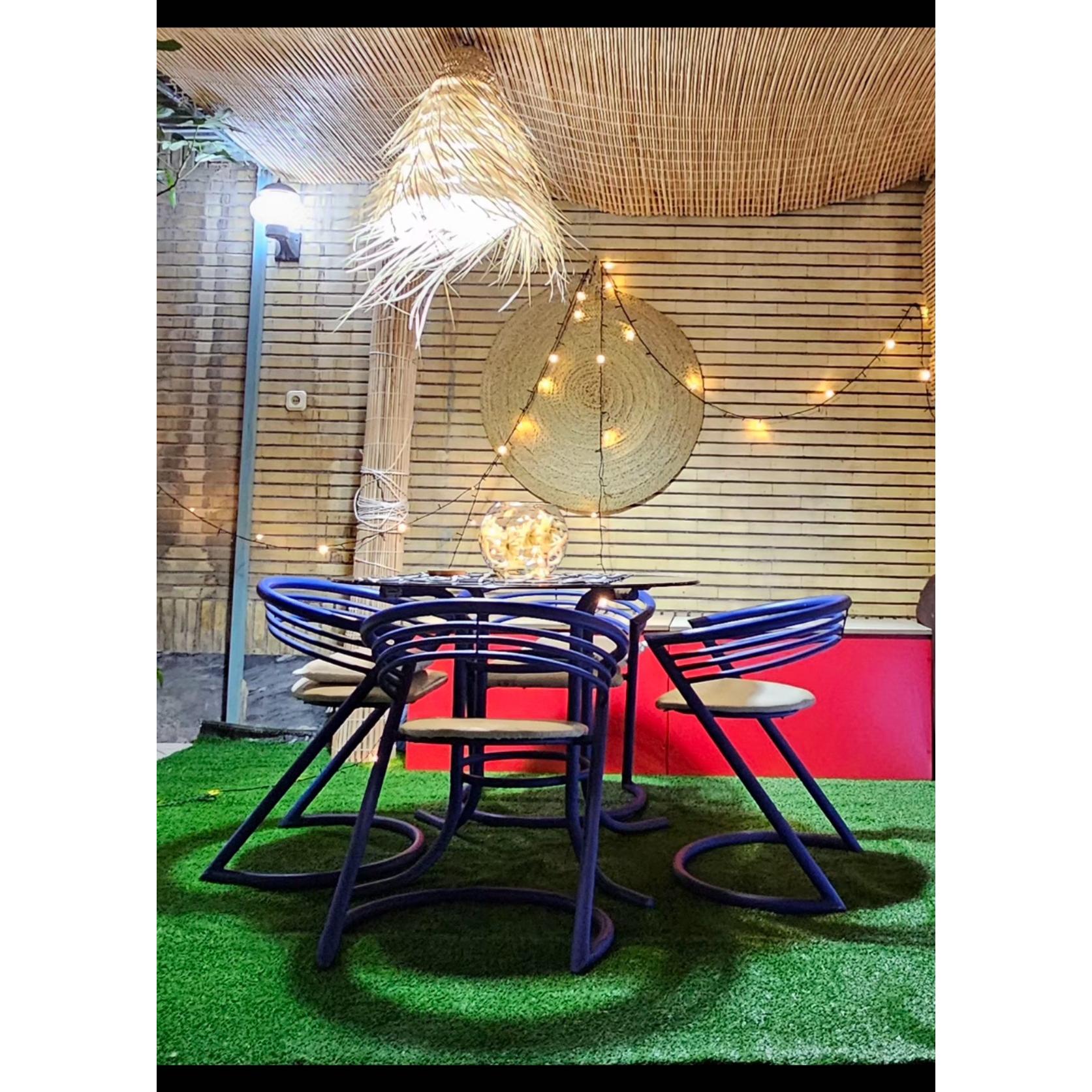 میز نهار خوری 4 نفره