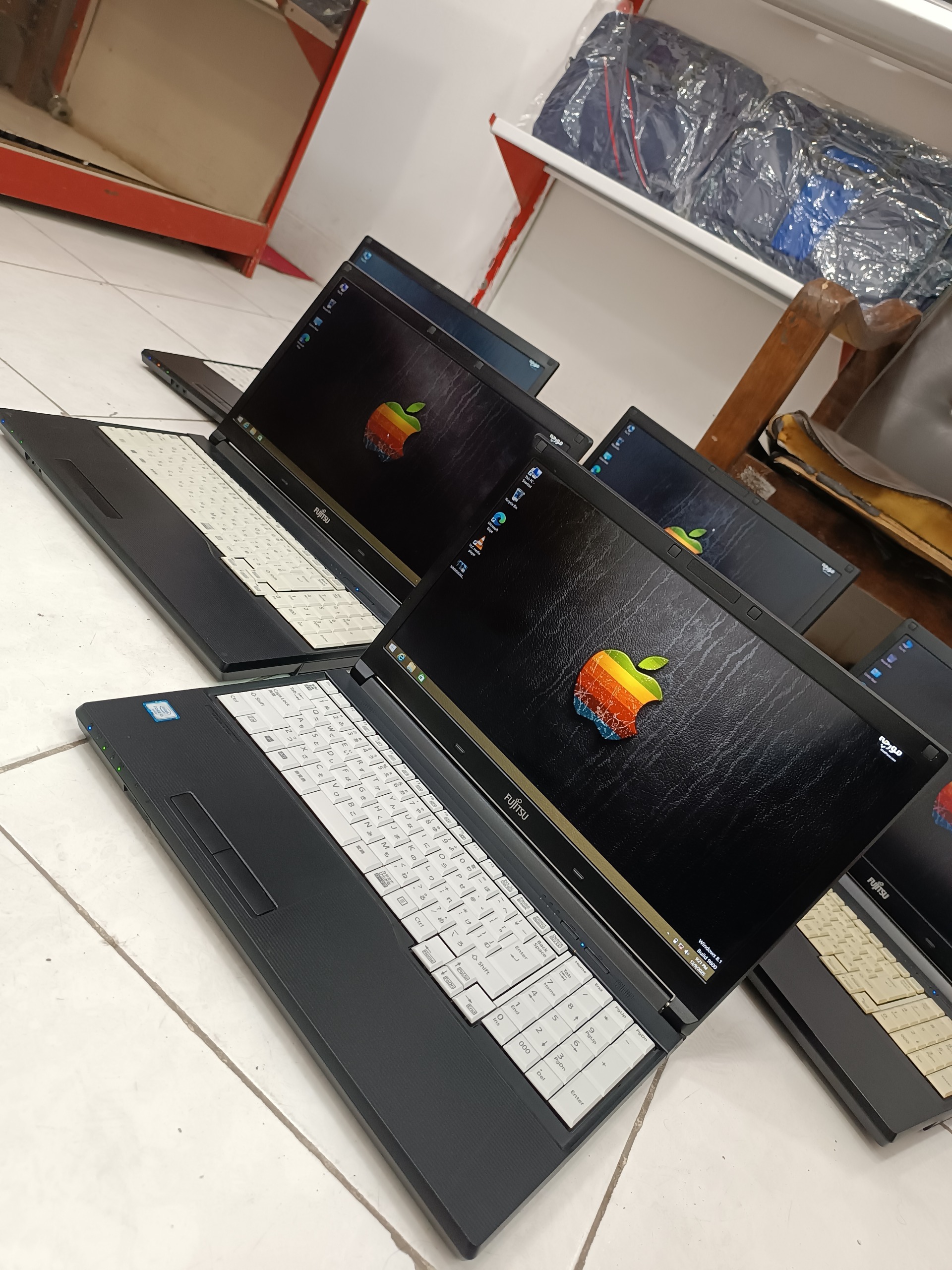 لپ تاپ فوجیتسو تمیز