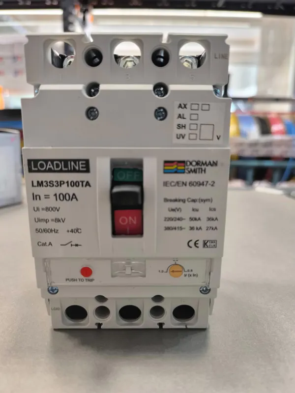 کلید کامپکت قابل تنظیم 100 آمپر برند دورمن اسمیت