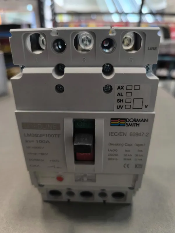 کلیدکامپکت غیرقابل تنظیم 100 آمپر برند دورمن اسمیت