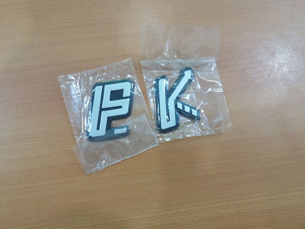 پی کی،آرم پی کی ست کامل