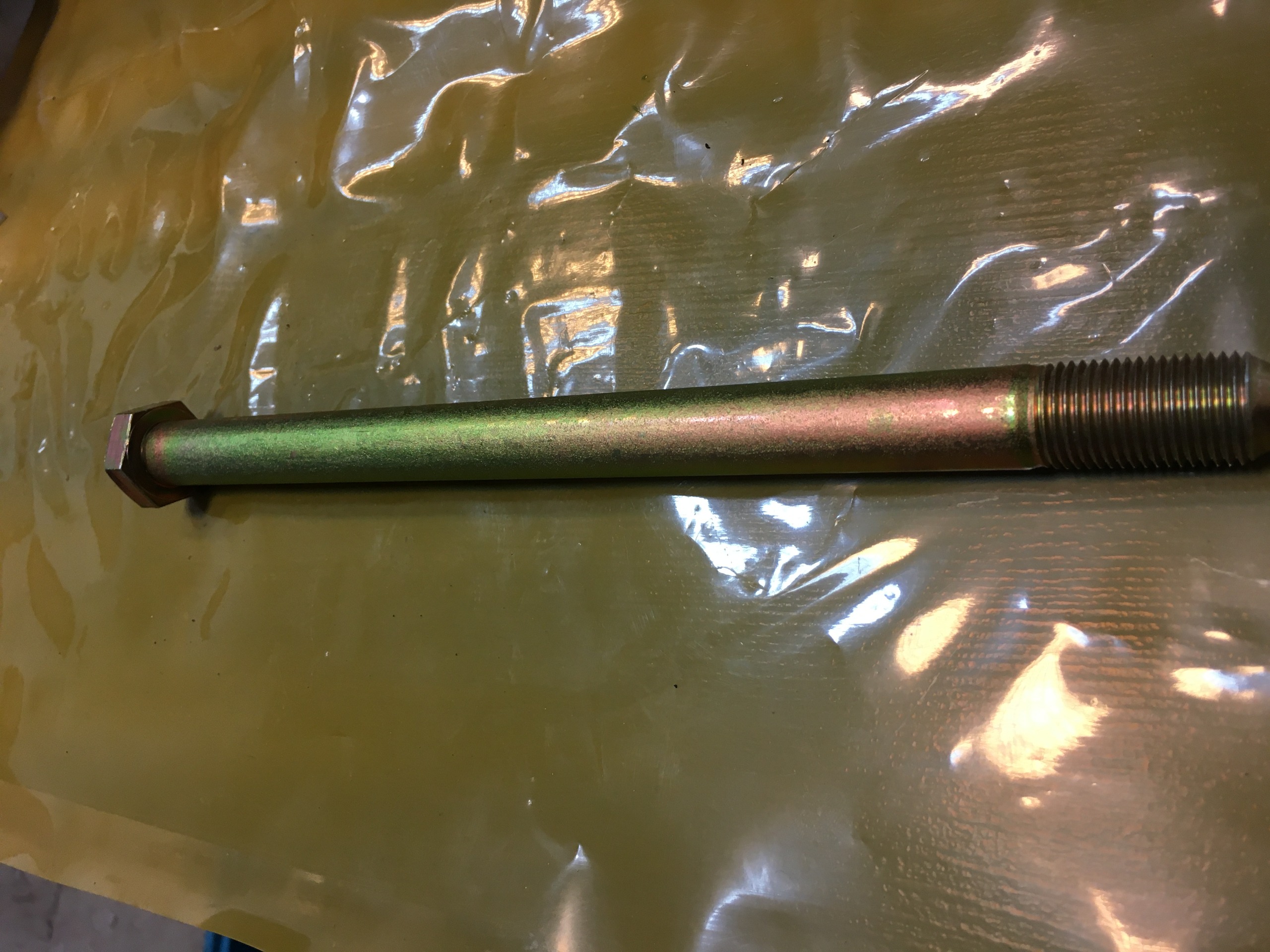 پیچ ژامبون چرخ عقب زانتیا اصلی