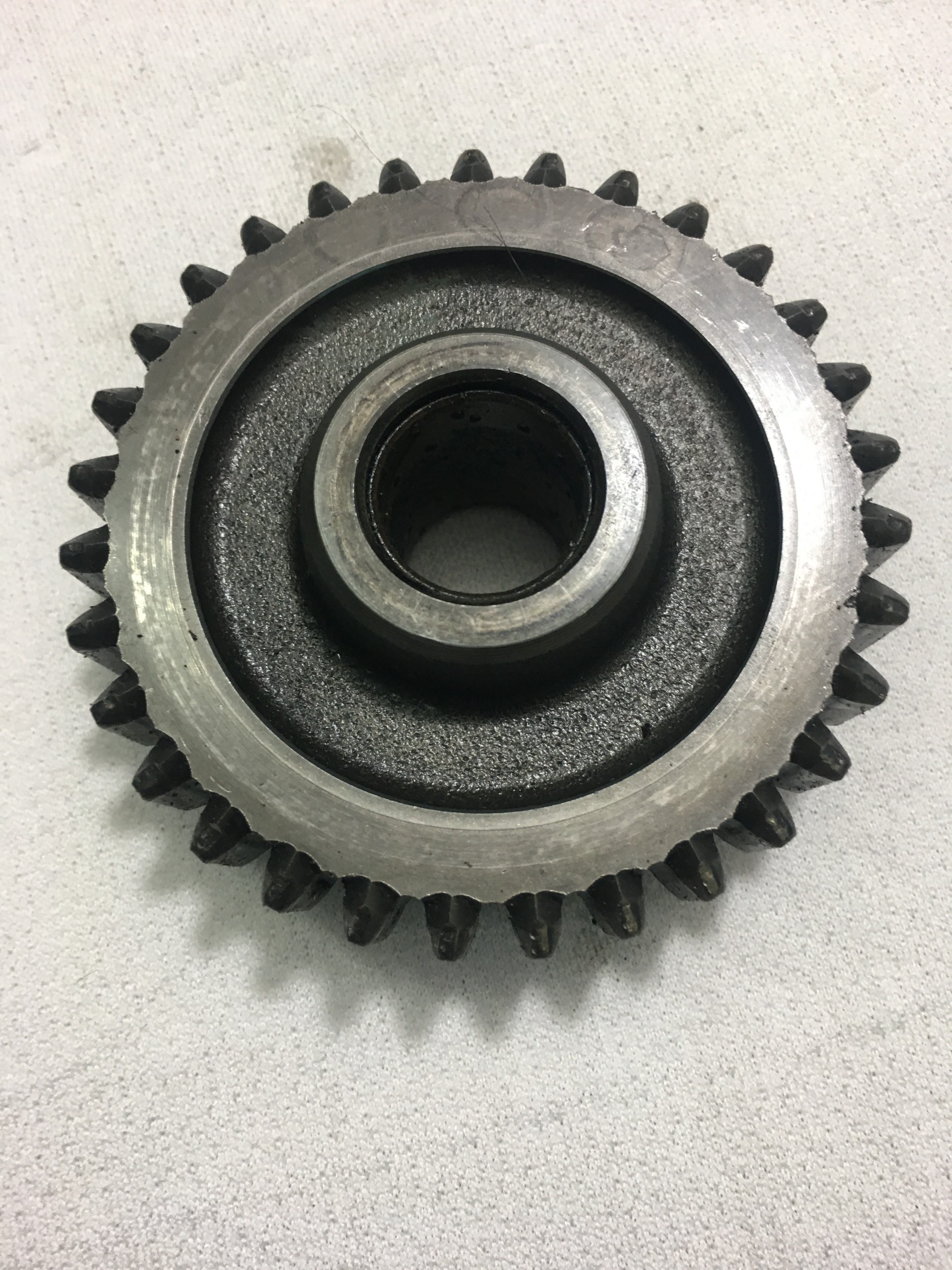 دنده عقب گیربکس پژو 31 دندانه