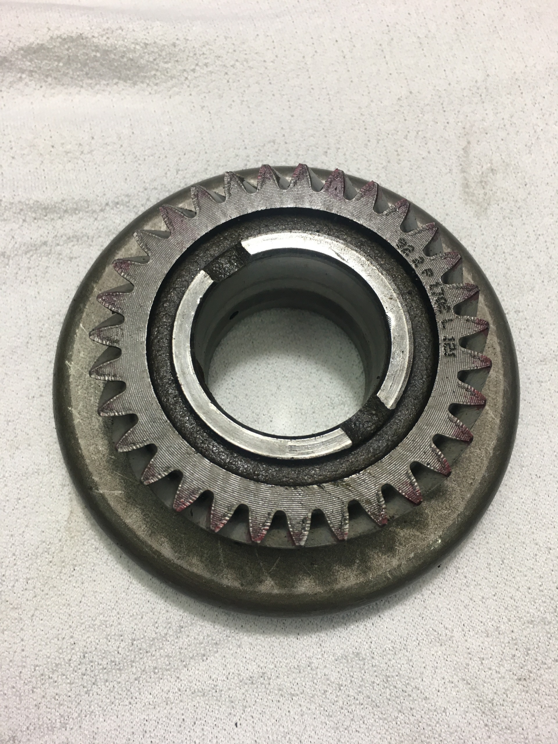 دنده گیربکس پژو 31 دندانه اصلی