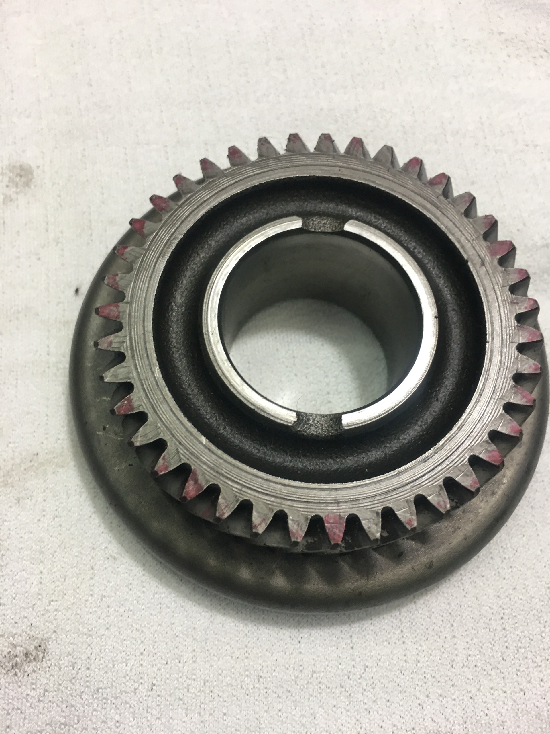 دنده گیربکس پژو و.انتیا 41 دندانه اصلی