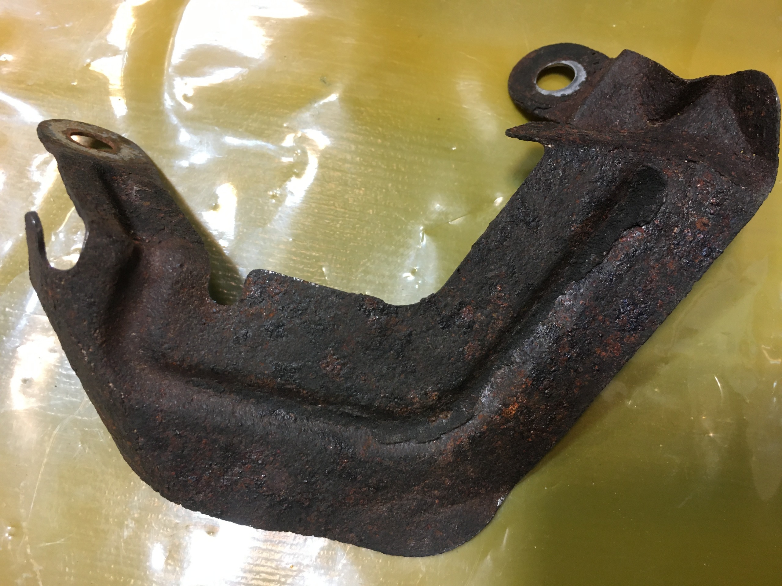 پایه نگهدارنده سنسور ای بی اس زانتیا