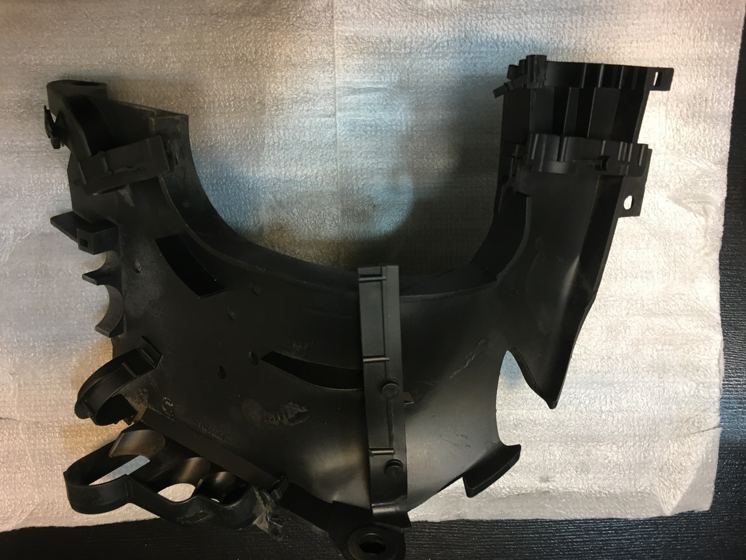 پایه نگهدارنده سیم کشی روی گیربکس زانتیا