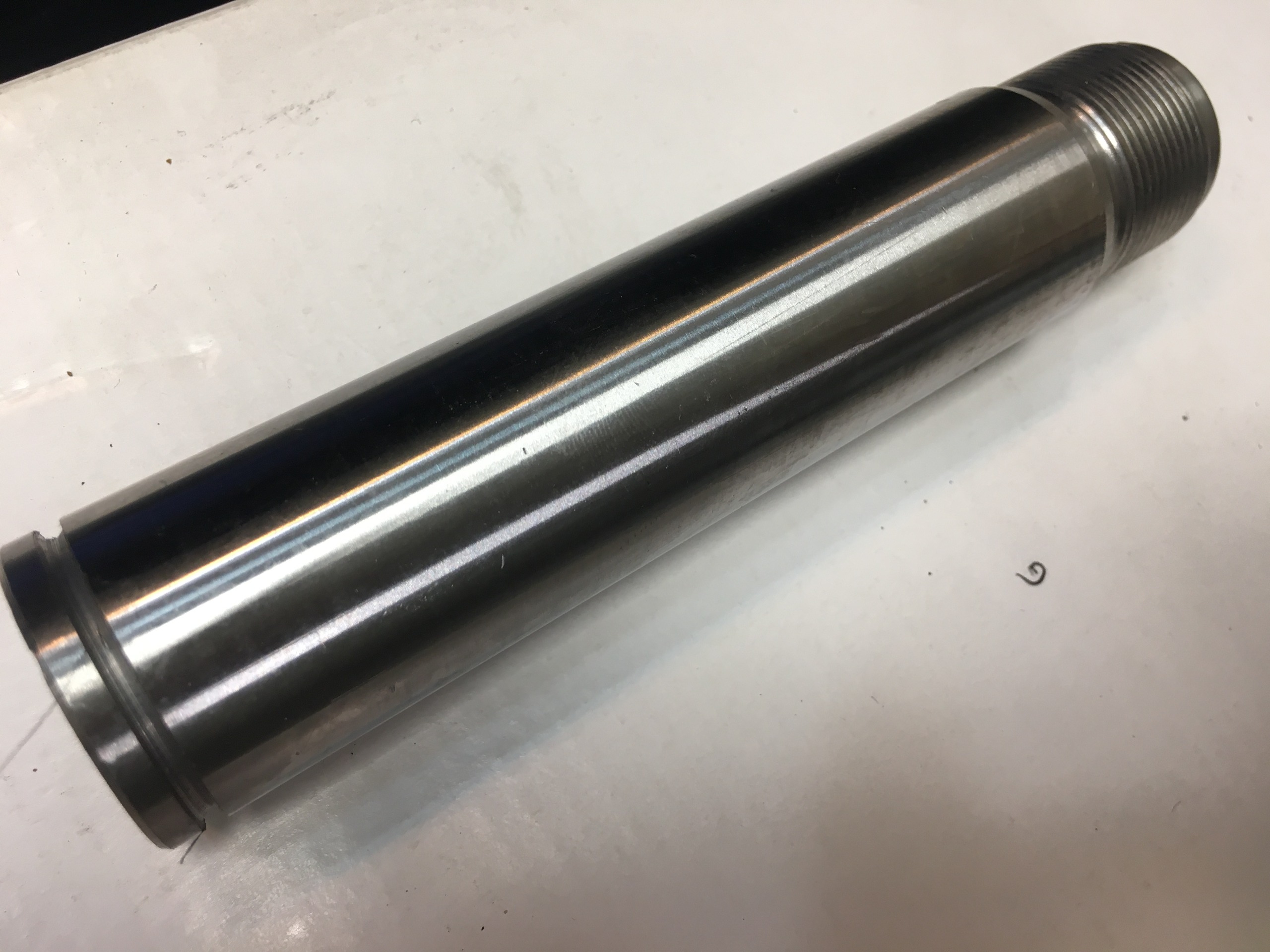 پیچ استیل سیلندر ترمز چرخ جلو