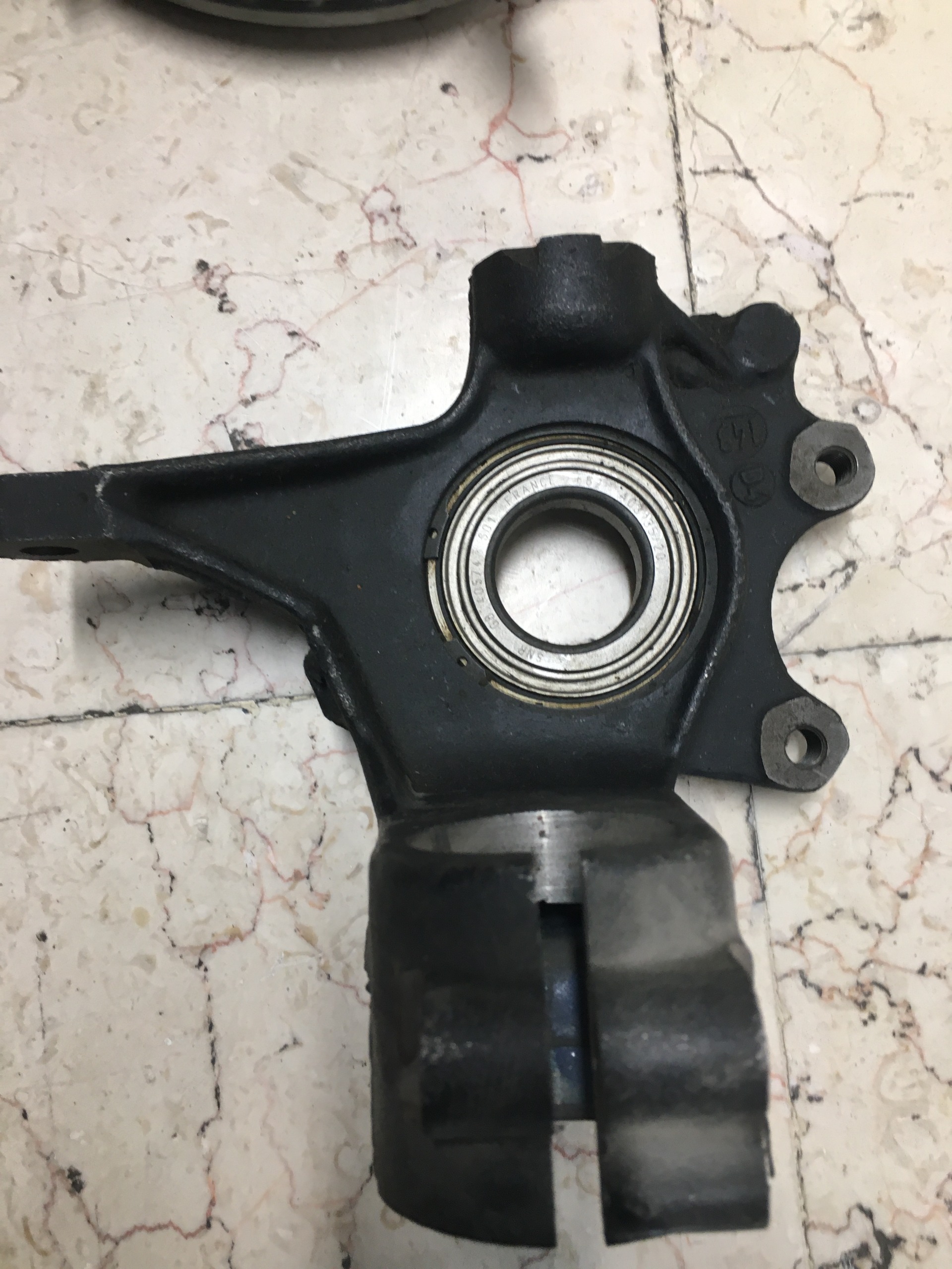 سگدست سمت راست زانتیا وپژو اصلی فرانسوی