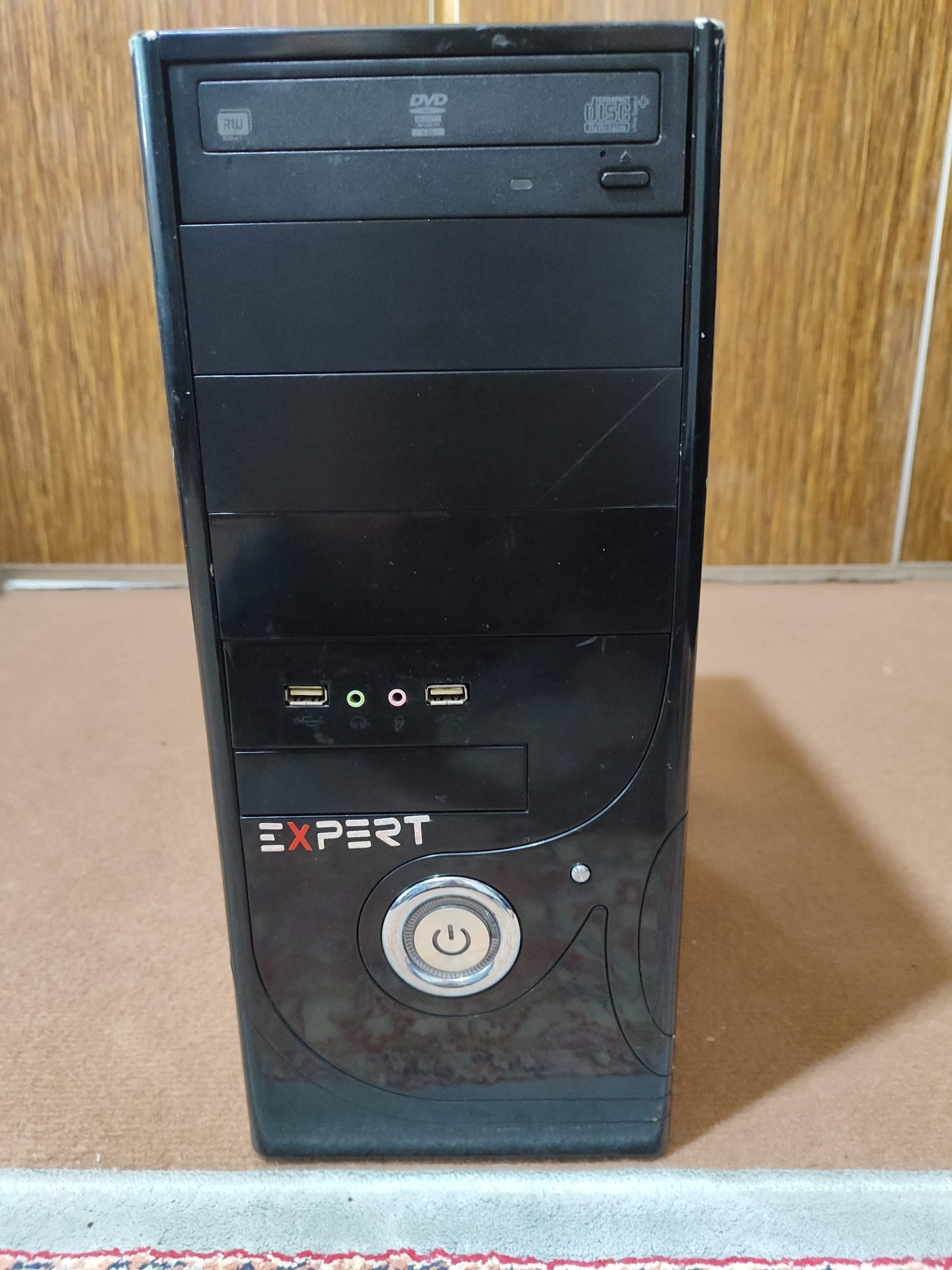 کیس i3 نسل 2 با رم 8 هارد 500 گرافیک 1