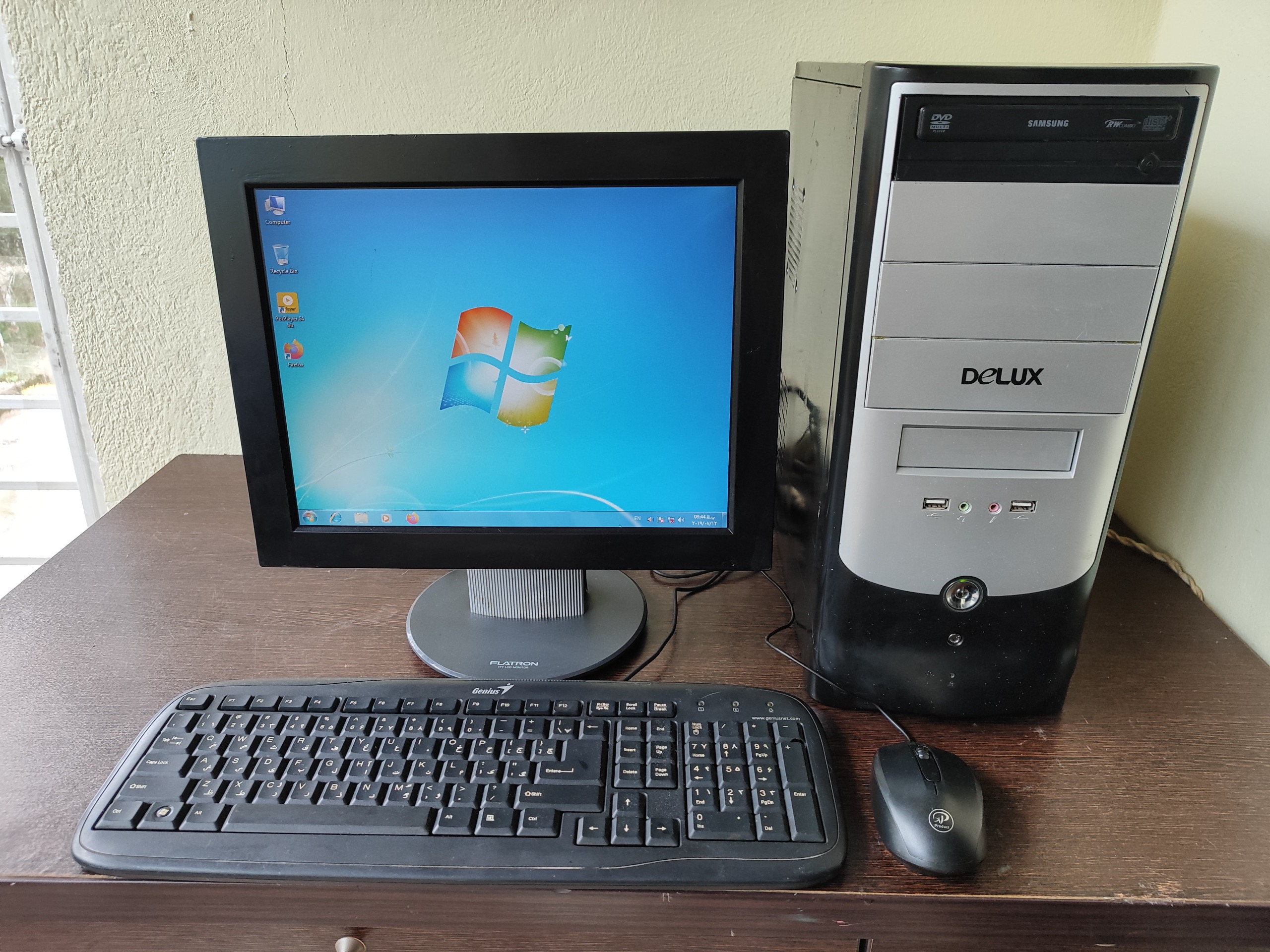 سیستم 3هسته رم 4 ddr2 هارد 250 گرافیک 1