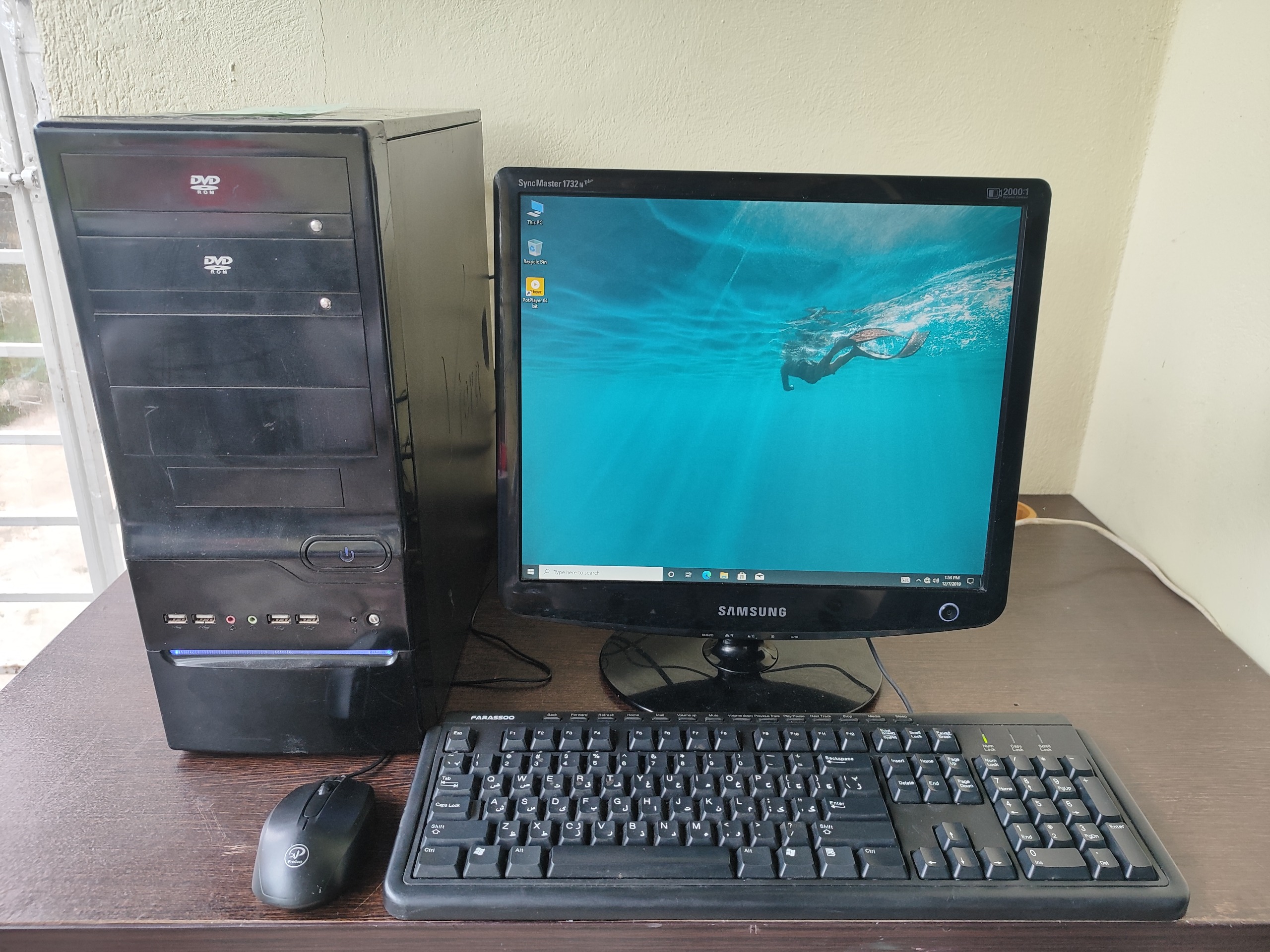 کامپیوتر A4 4000 سری fx رم 4 هارد 500 گرافیک 1