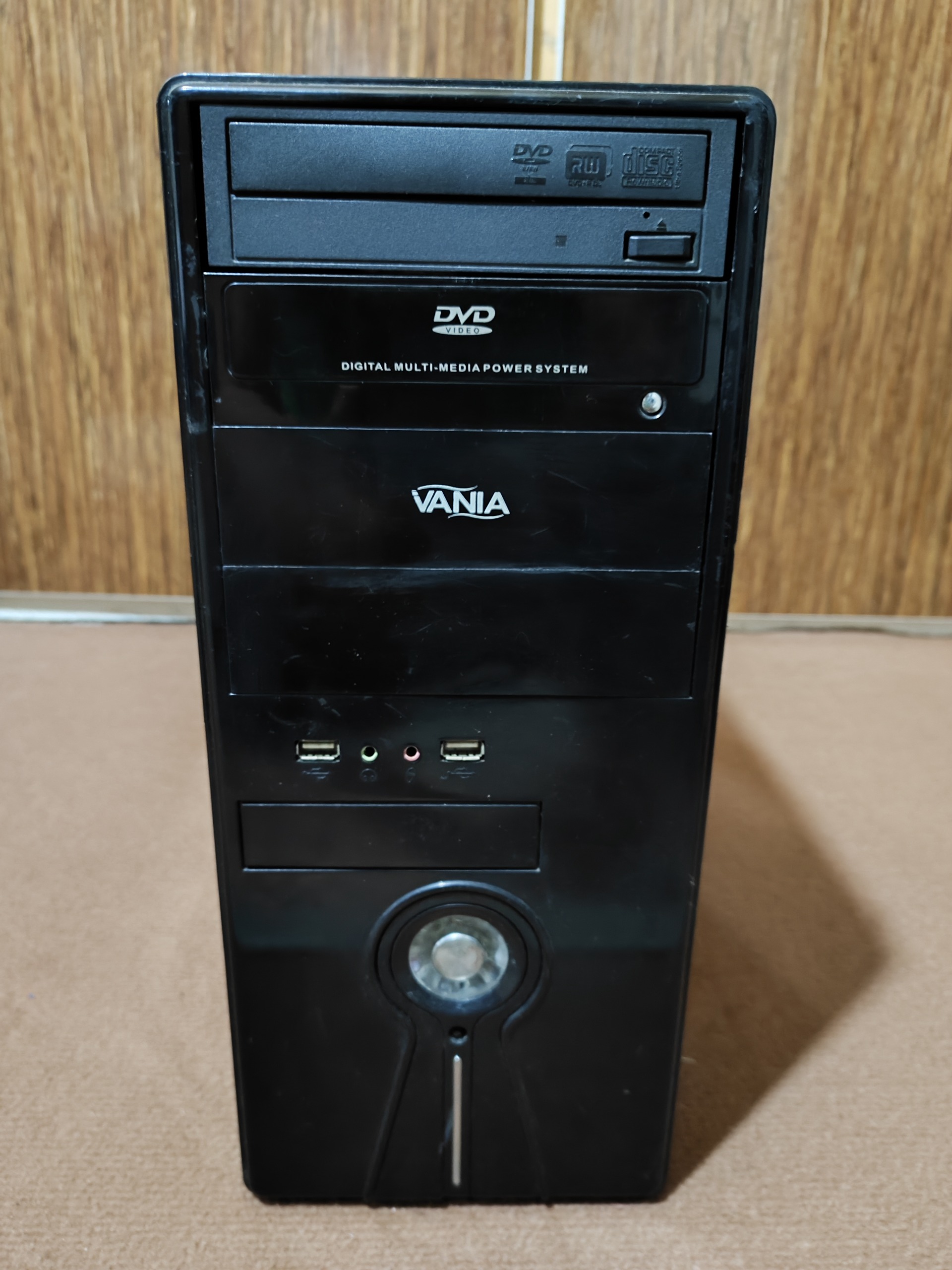 کیس 2هسته ddr3 رم 8 هارد 500 گرافیک 1