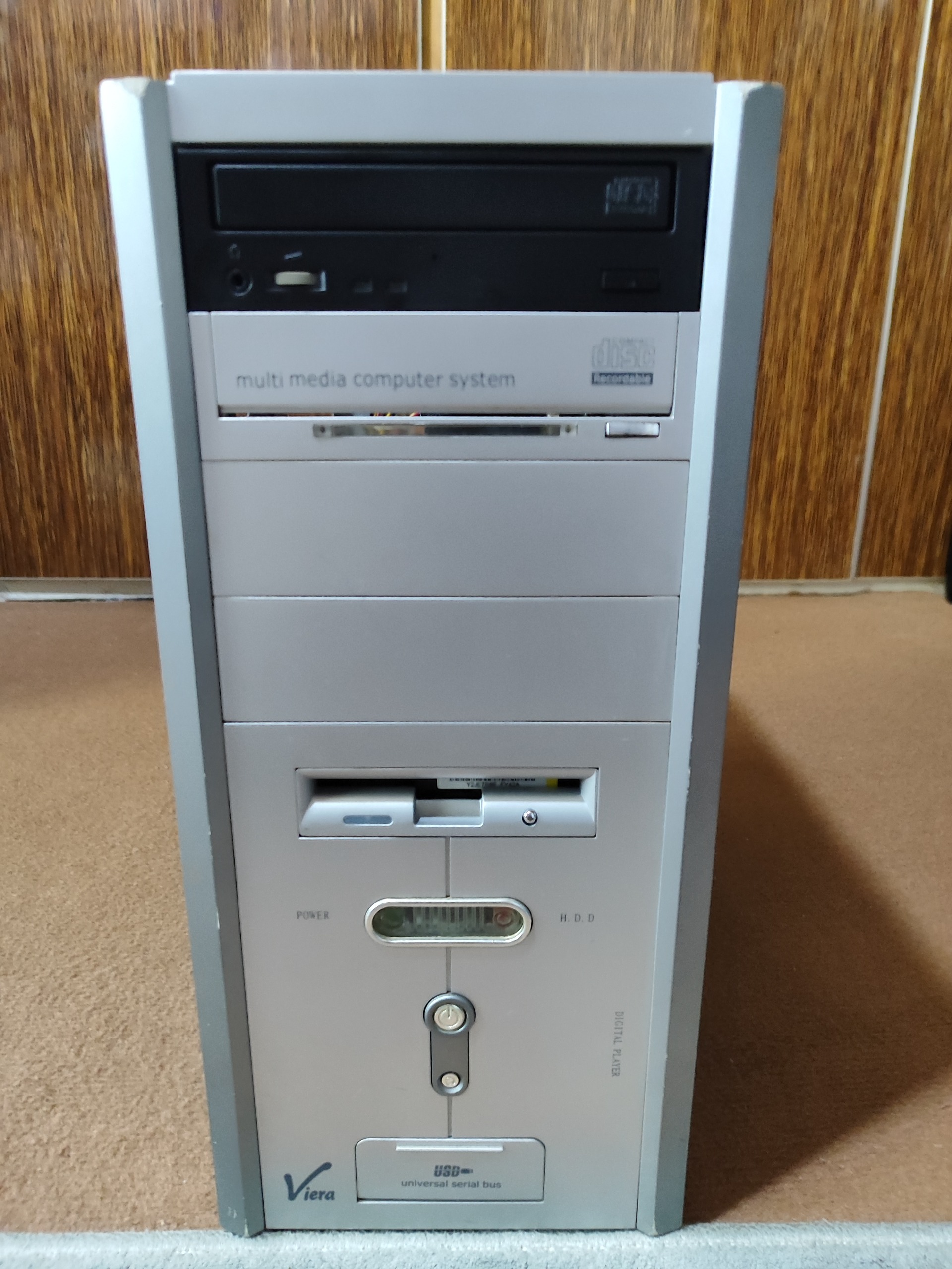 کیس 2هسته رم 2 ddr2 هارد 80 گرافیک 256