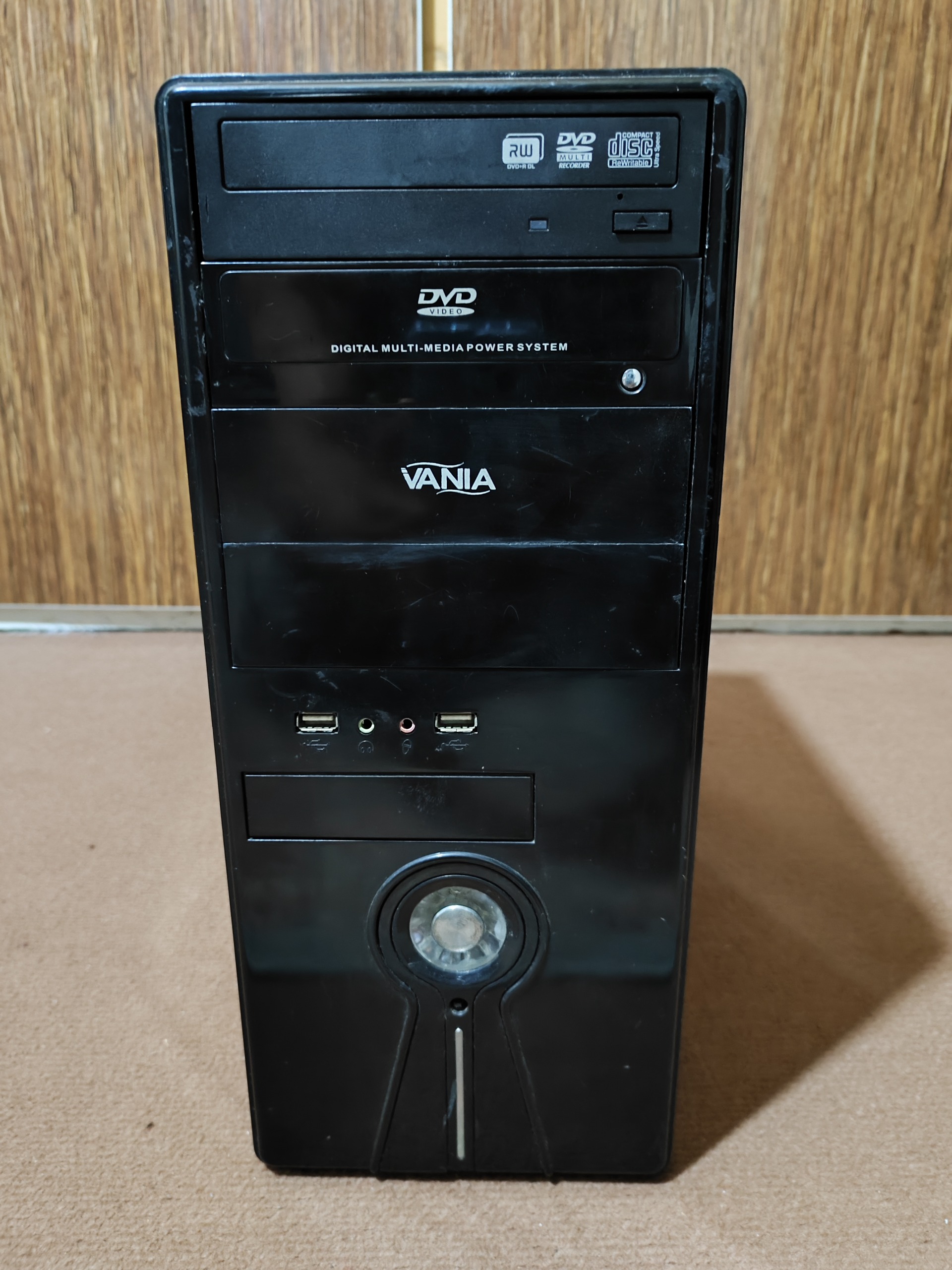 کیس i3 نسل 2 رم 4 ddr3 هارد 250 گرافیک 1