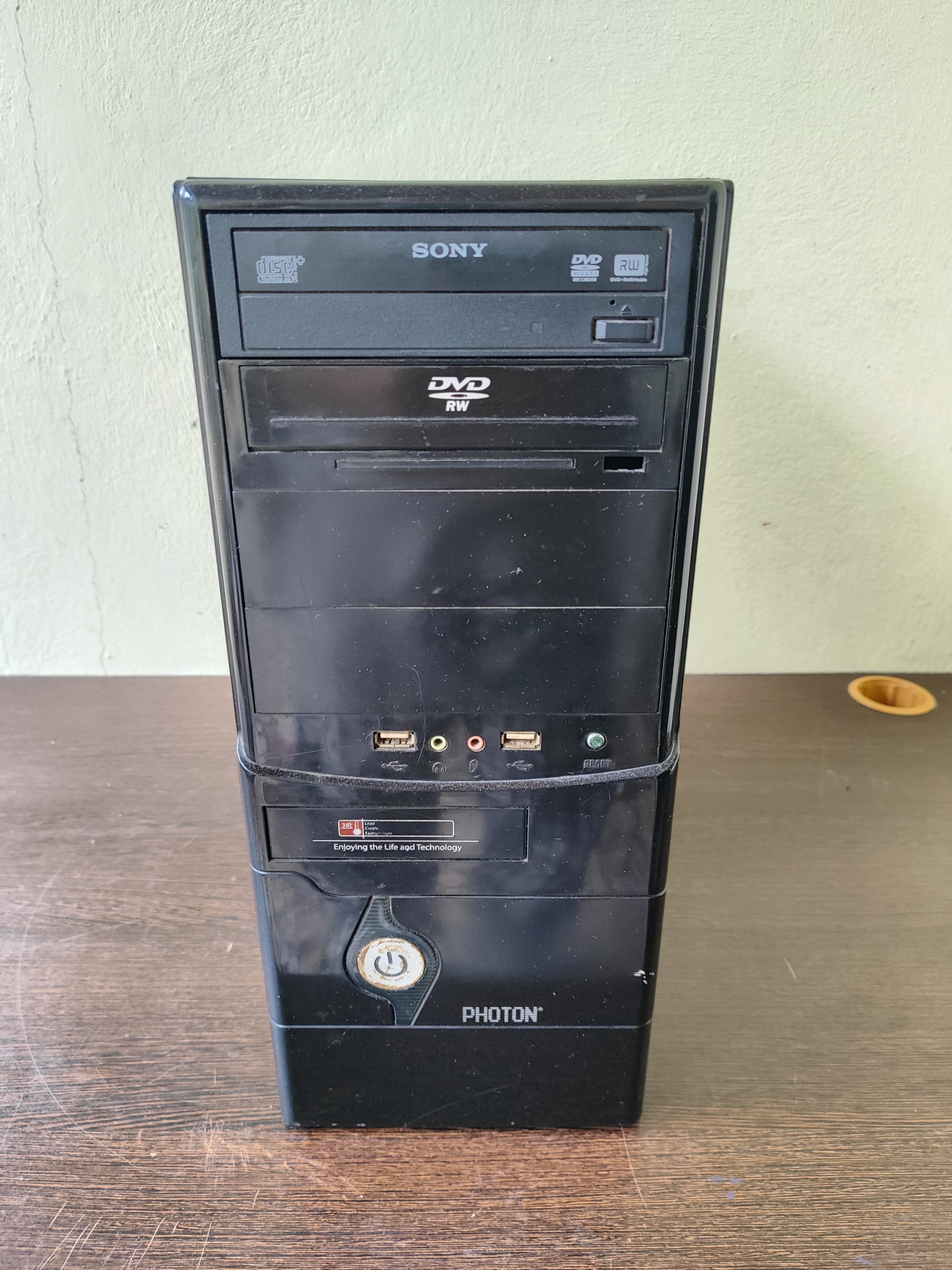 کیس 2هسته am3 250 رم 4 ddr3 هارد 200 گرافیک 1