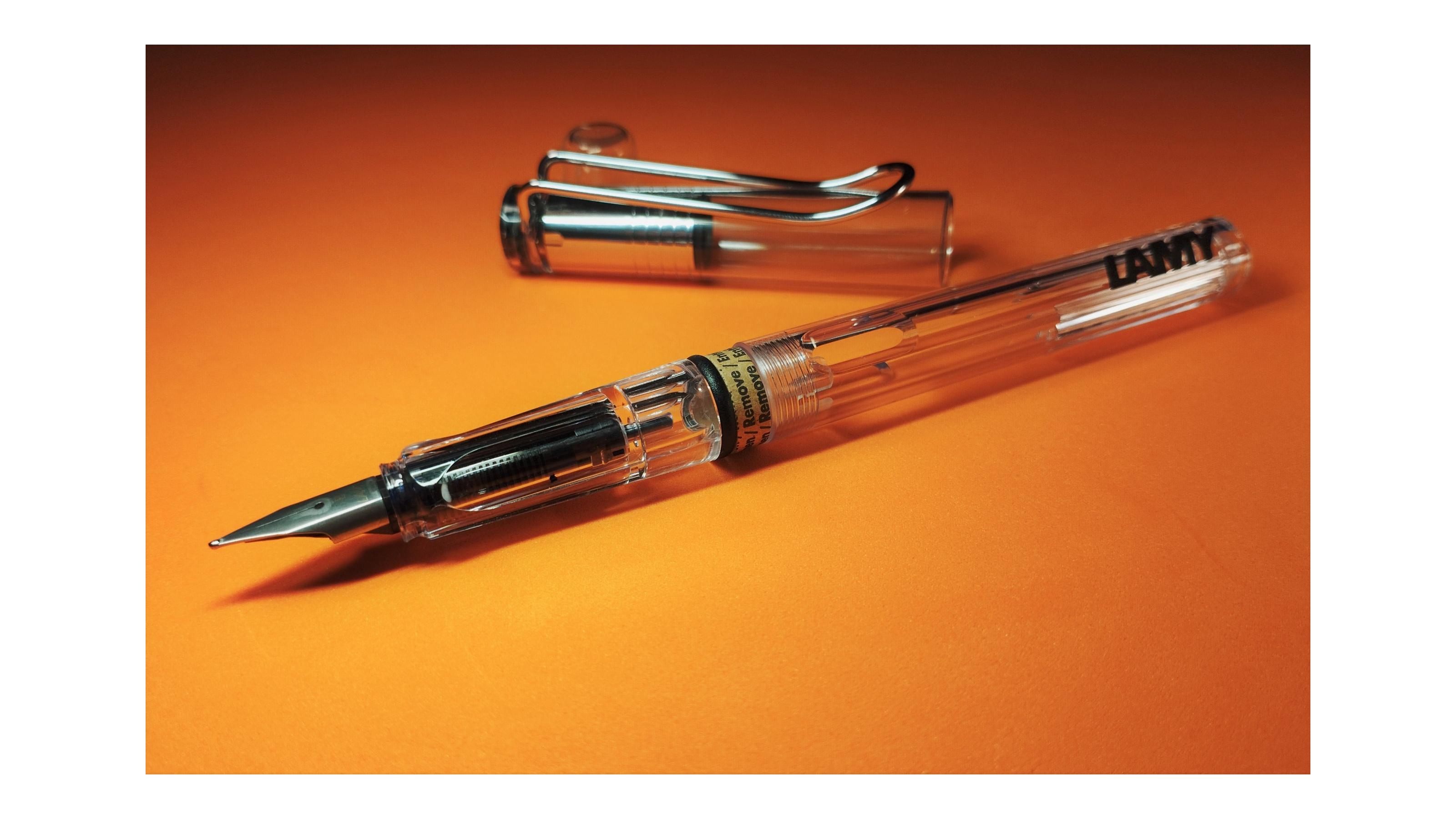 خودنویس لامـی. ویستا (شفاف). سر نوک B. آلمان