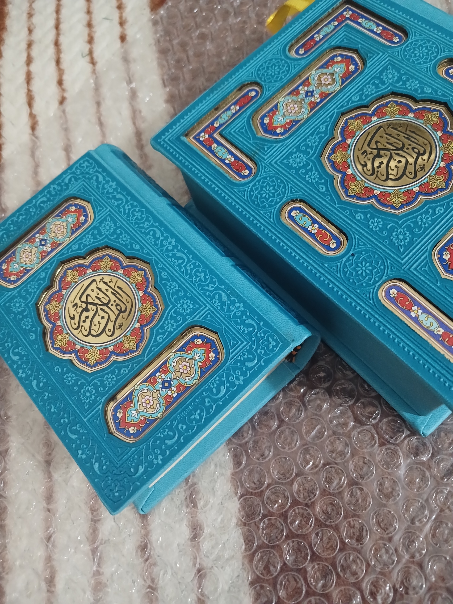 قرآن عطری رنگی