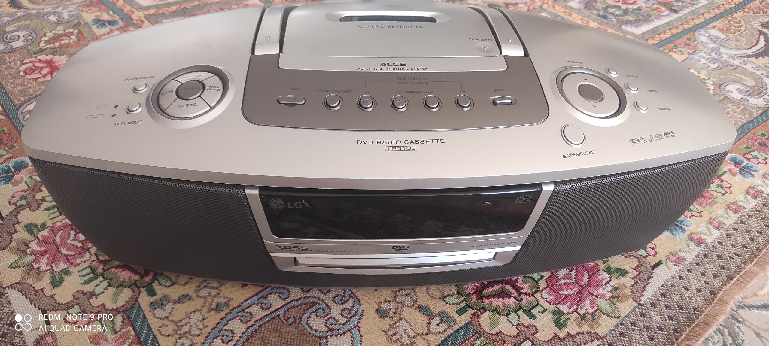 ظبط کاست خور رادیو و سی دی خور