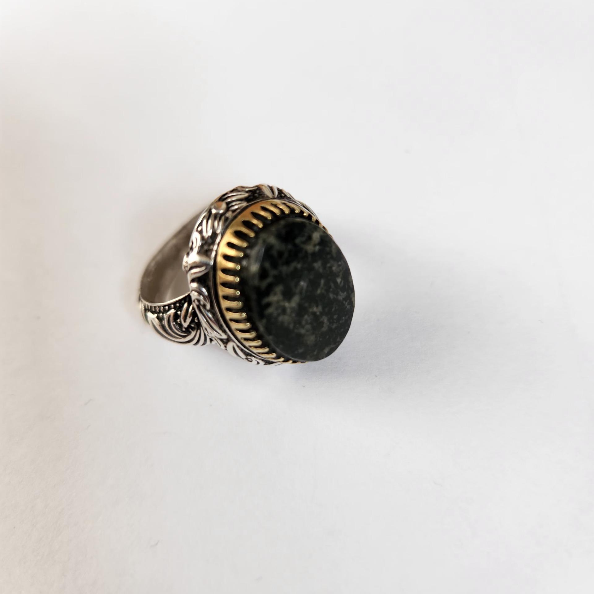 انگشتر نقره یشم