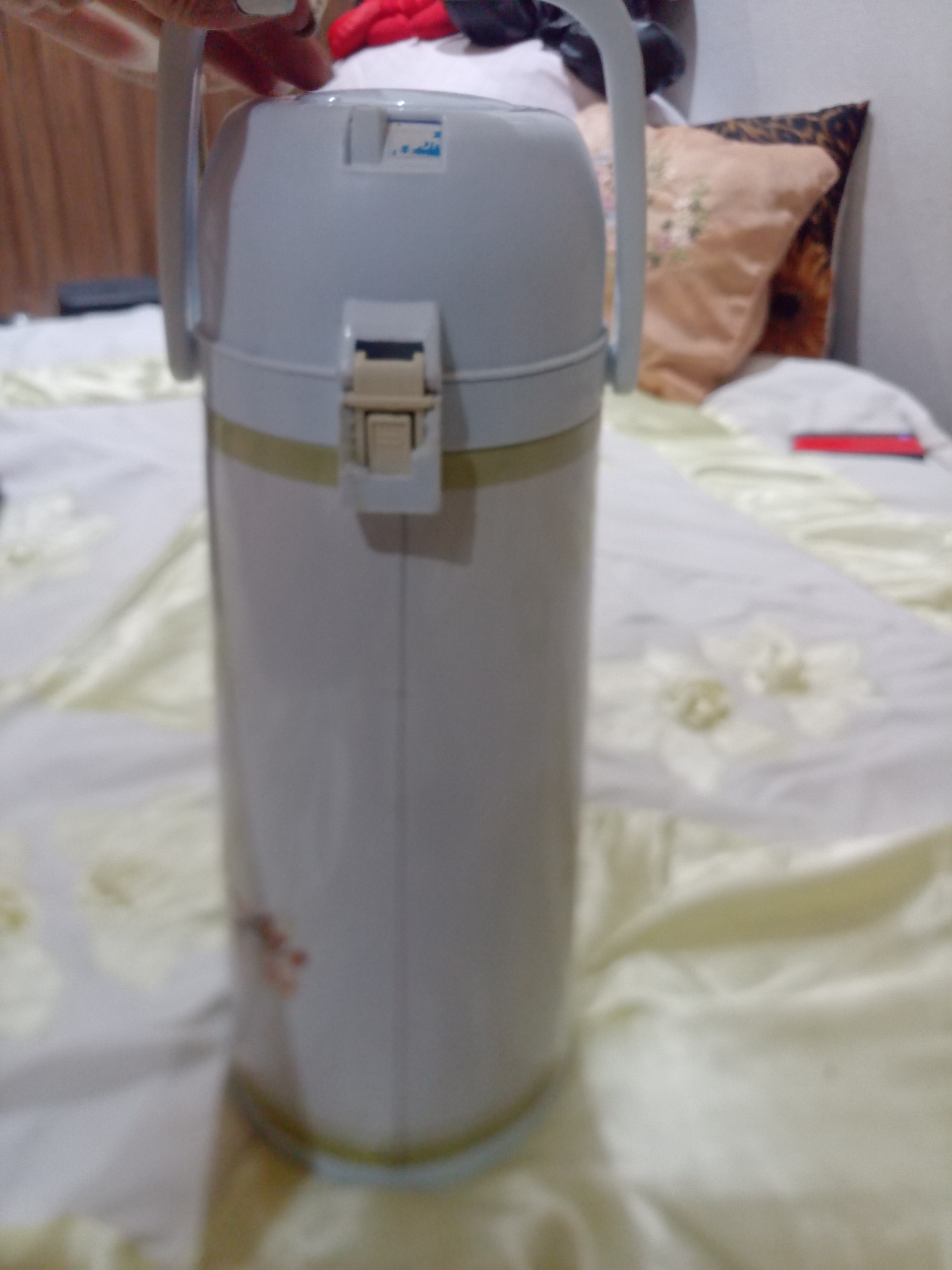 فلاسک سه لیتری سالم