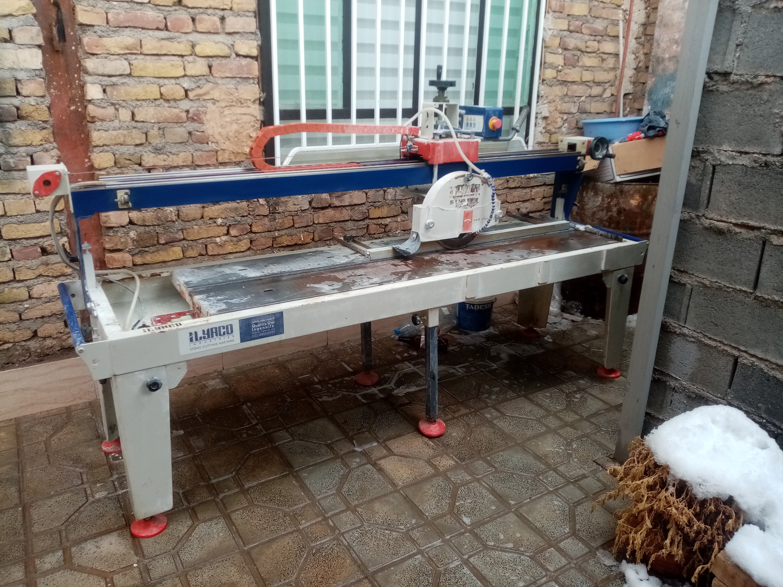 دستکاه برش آب سنگ نما ساختمان