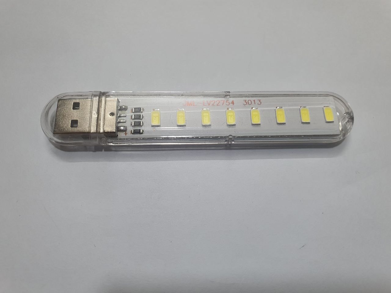 چراغ USB / دارای 8 عدد smd