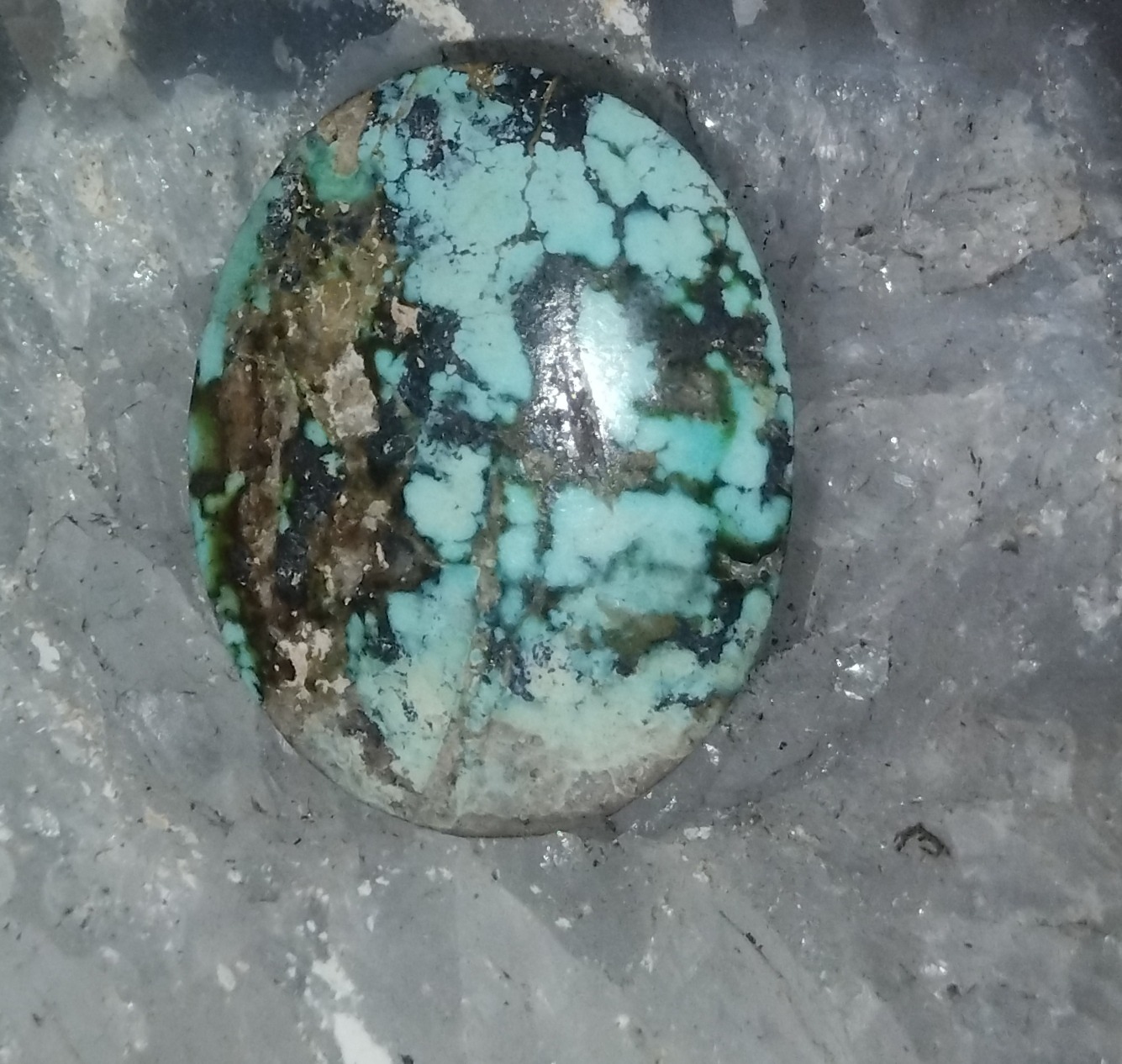 فیروزه معدنی بدون بهسازی