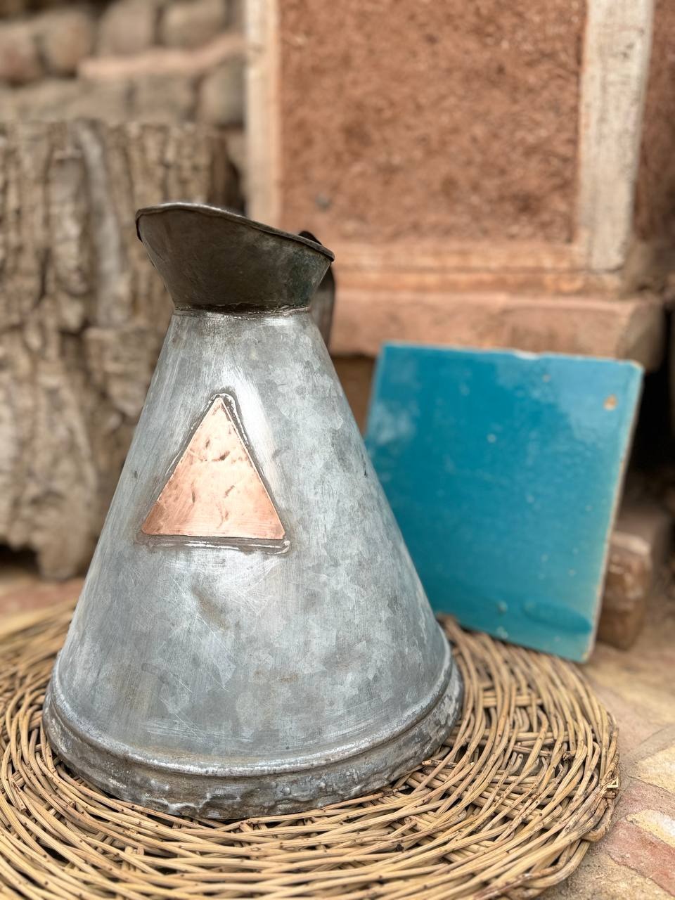 سر دبه روغن قدیمی 4 لیتری