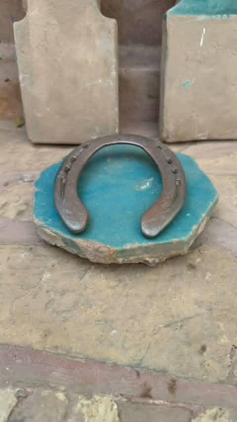 نعل فولادی اسب