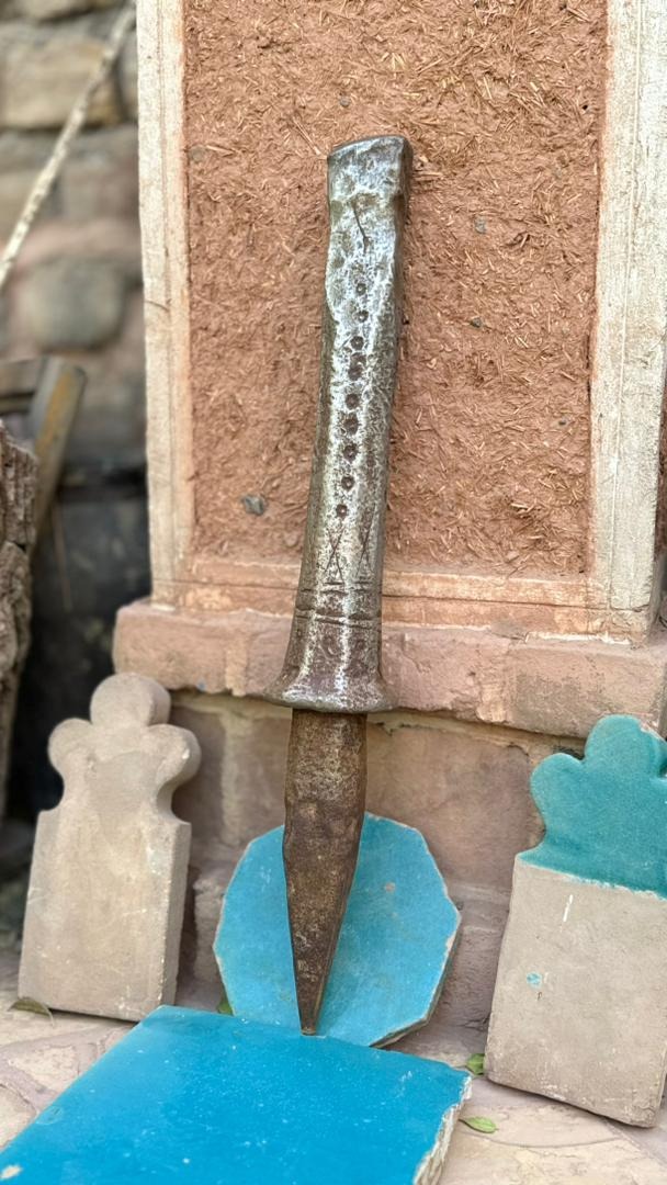 سندان فولادی کاردار قاجاری