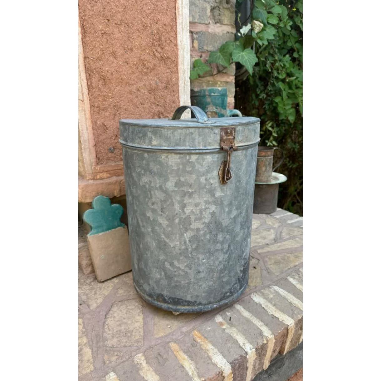 سبد (ظرف) دست ساز قدیمی