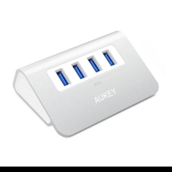 usb هاب 4پورت Aukey