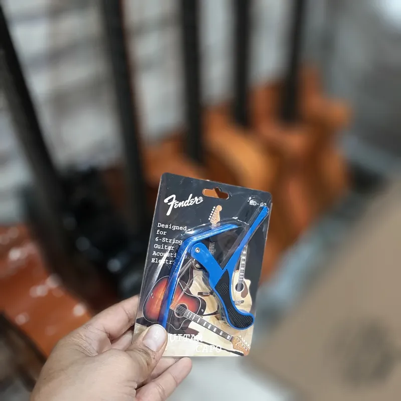 کاپو گیتار مدل فندر