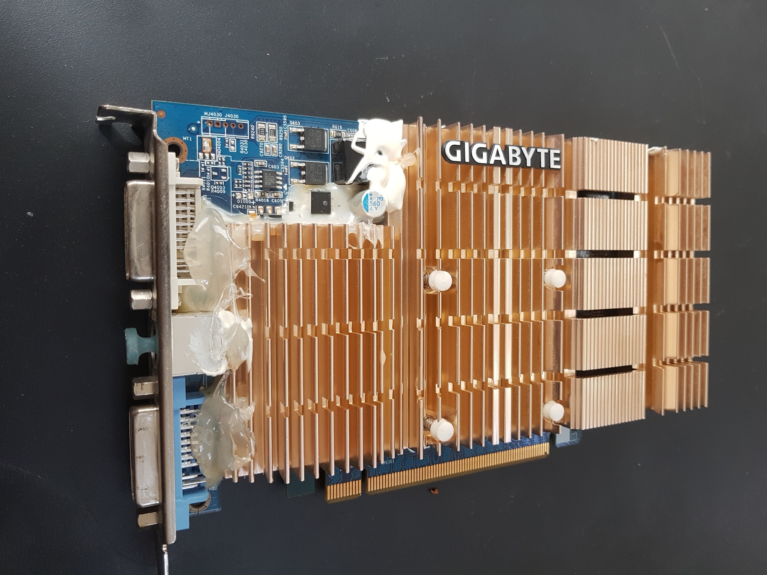 کارت گرافیک 512 نوستالژی