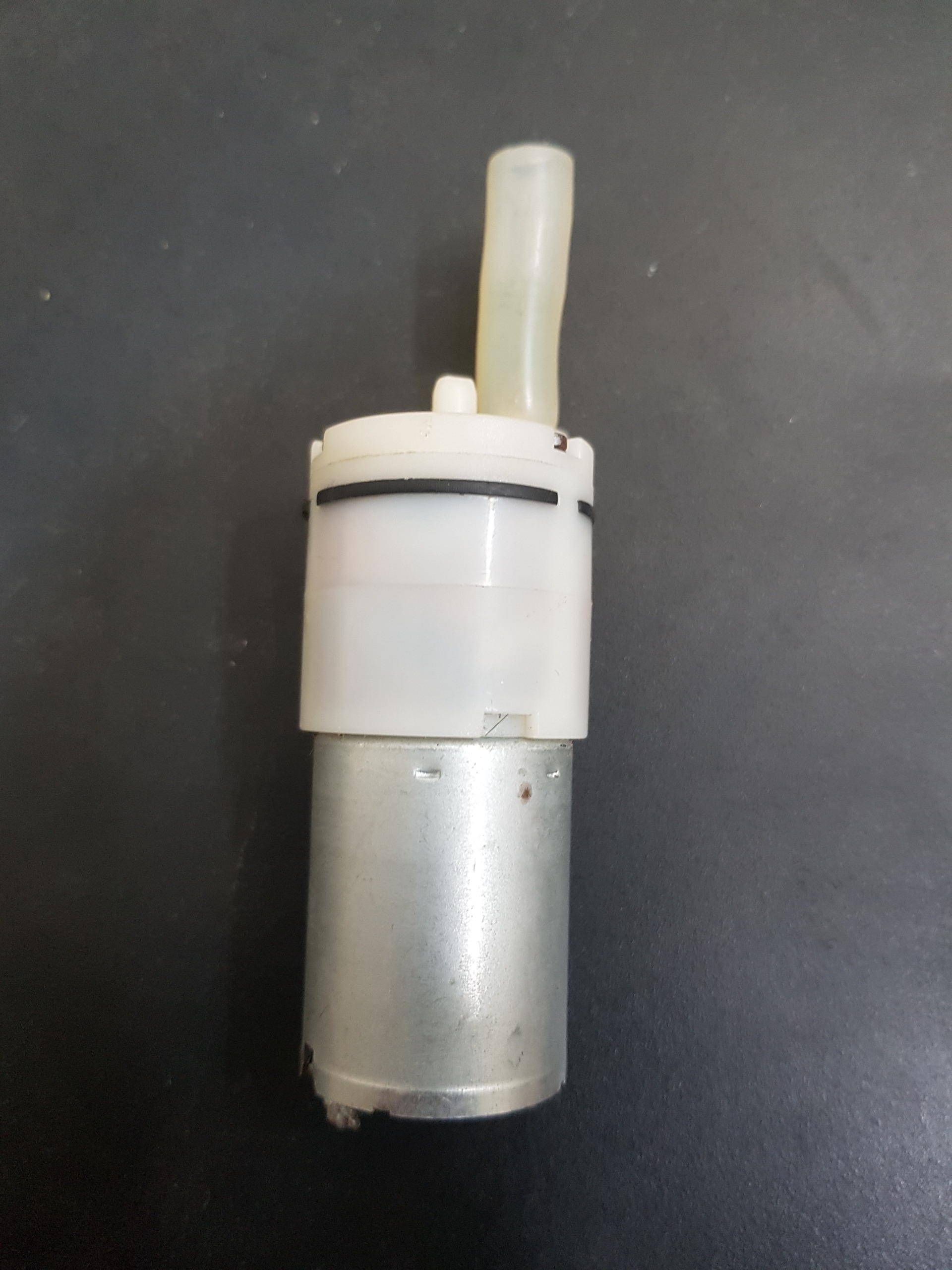 پمپ مکنده دیافراگمی قوی