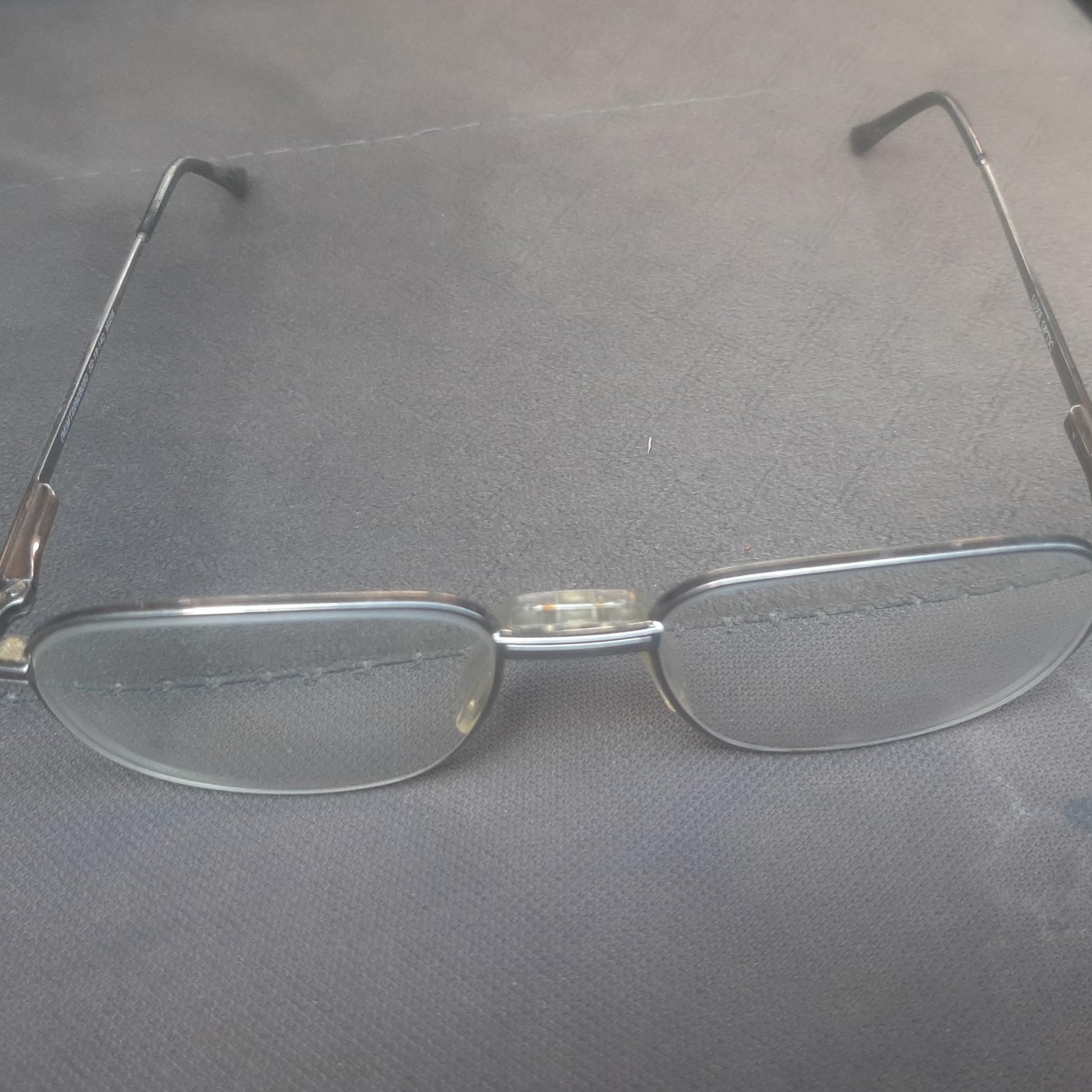 عینک طبی و مطالعه