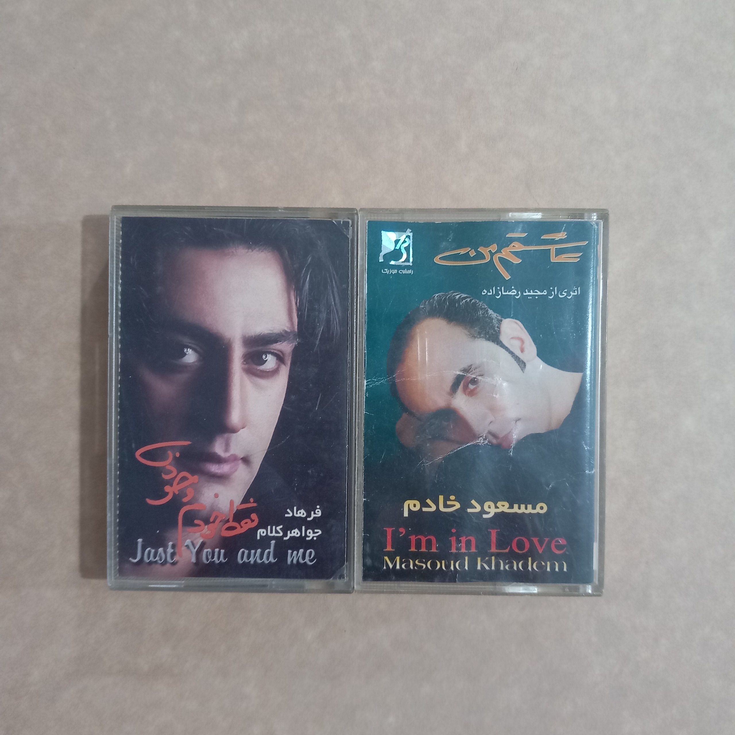 2 قطعه نوار کاست