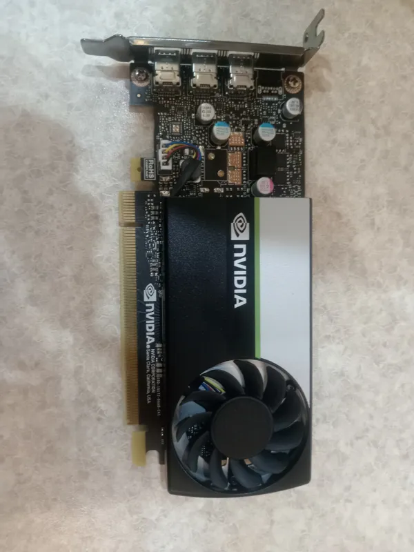 Nvidia qudro RTX T400 4g