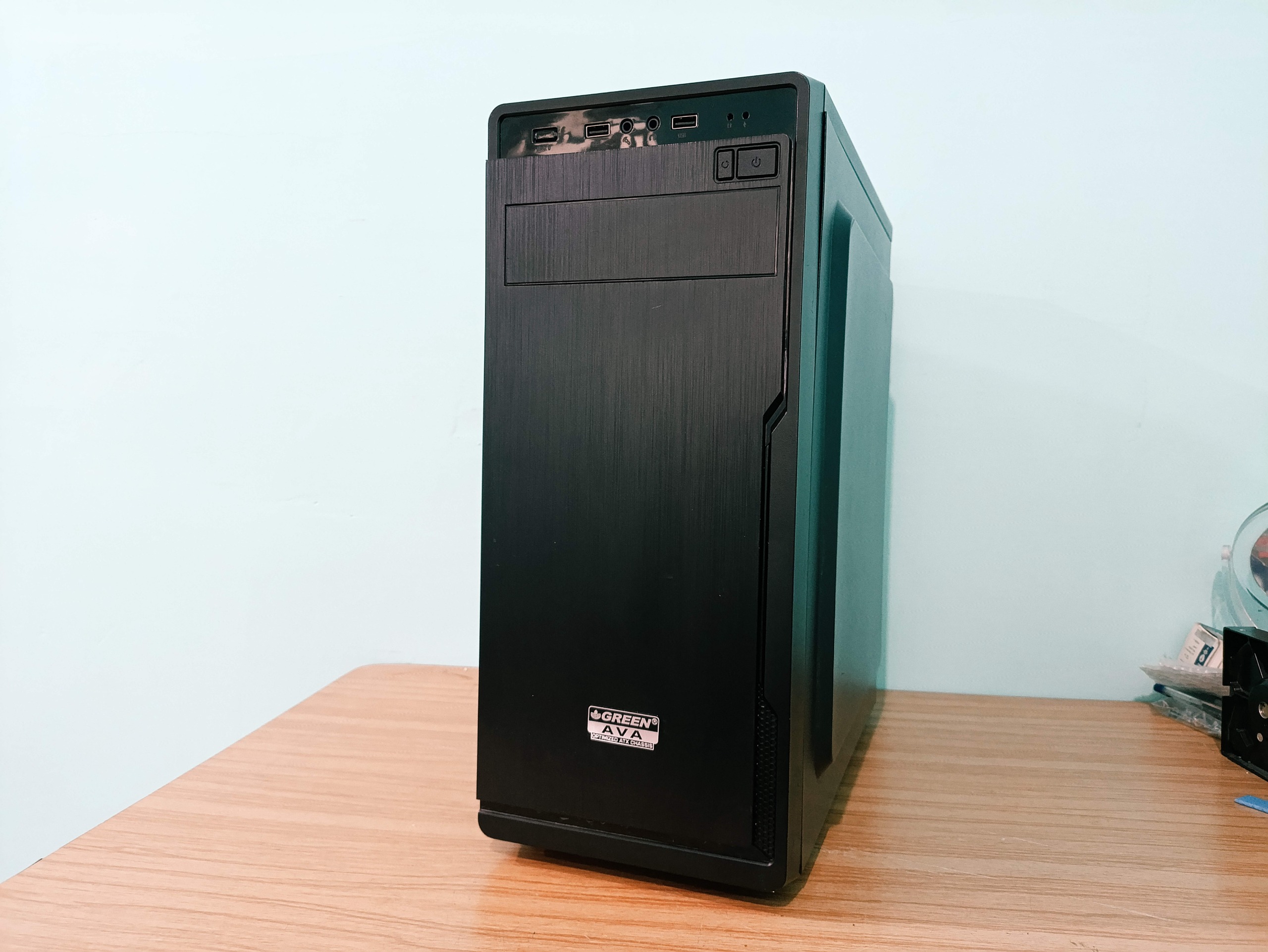 کیس گیمینگcore i3 12gb