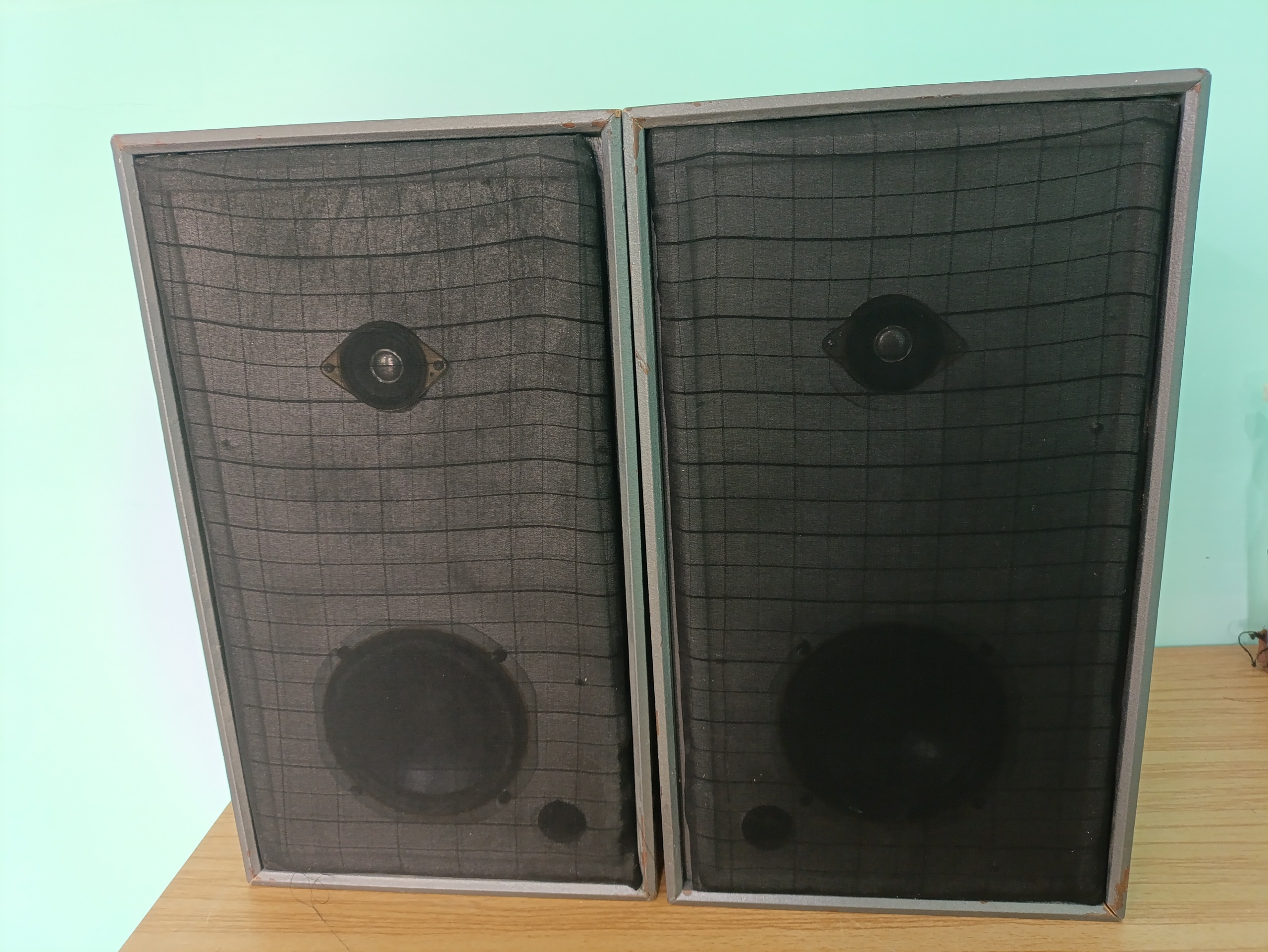 بلندگو استریو قدیمی