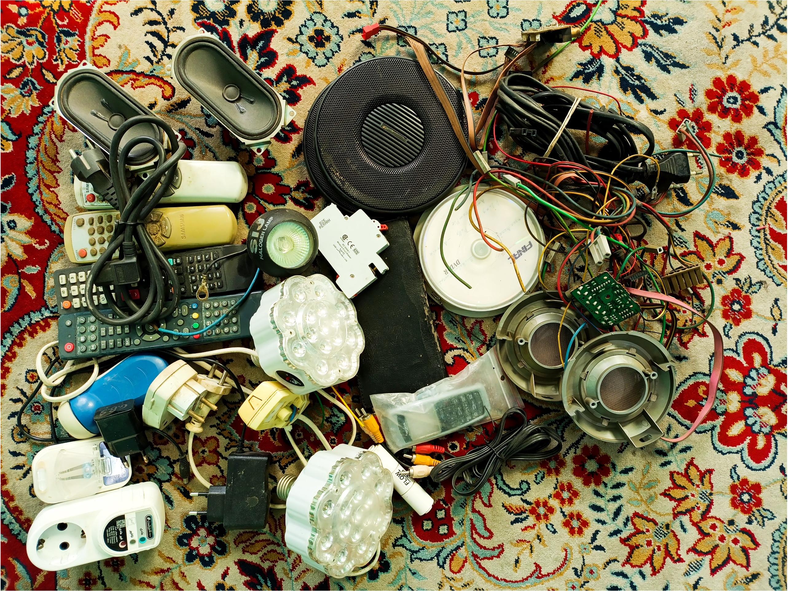 تعدادی وسیله مختلف