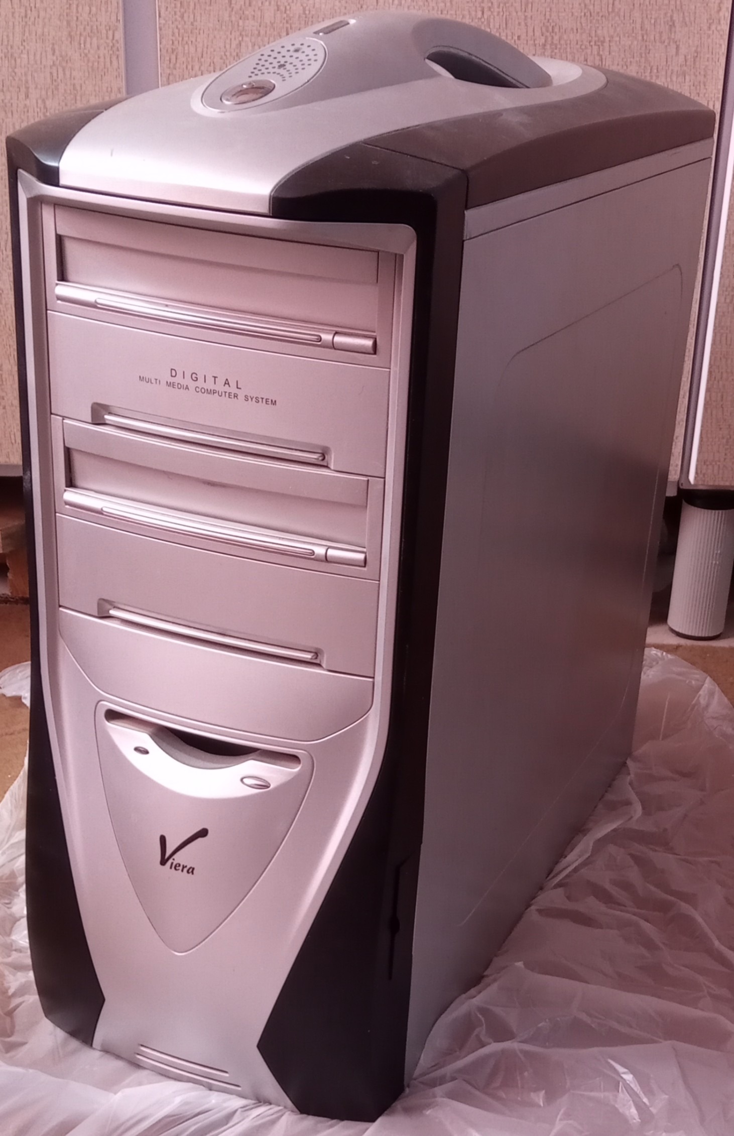 کیس کارراه انداز دو هسته ای