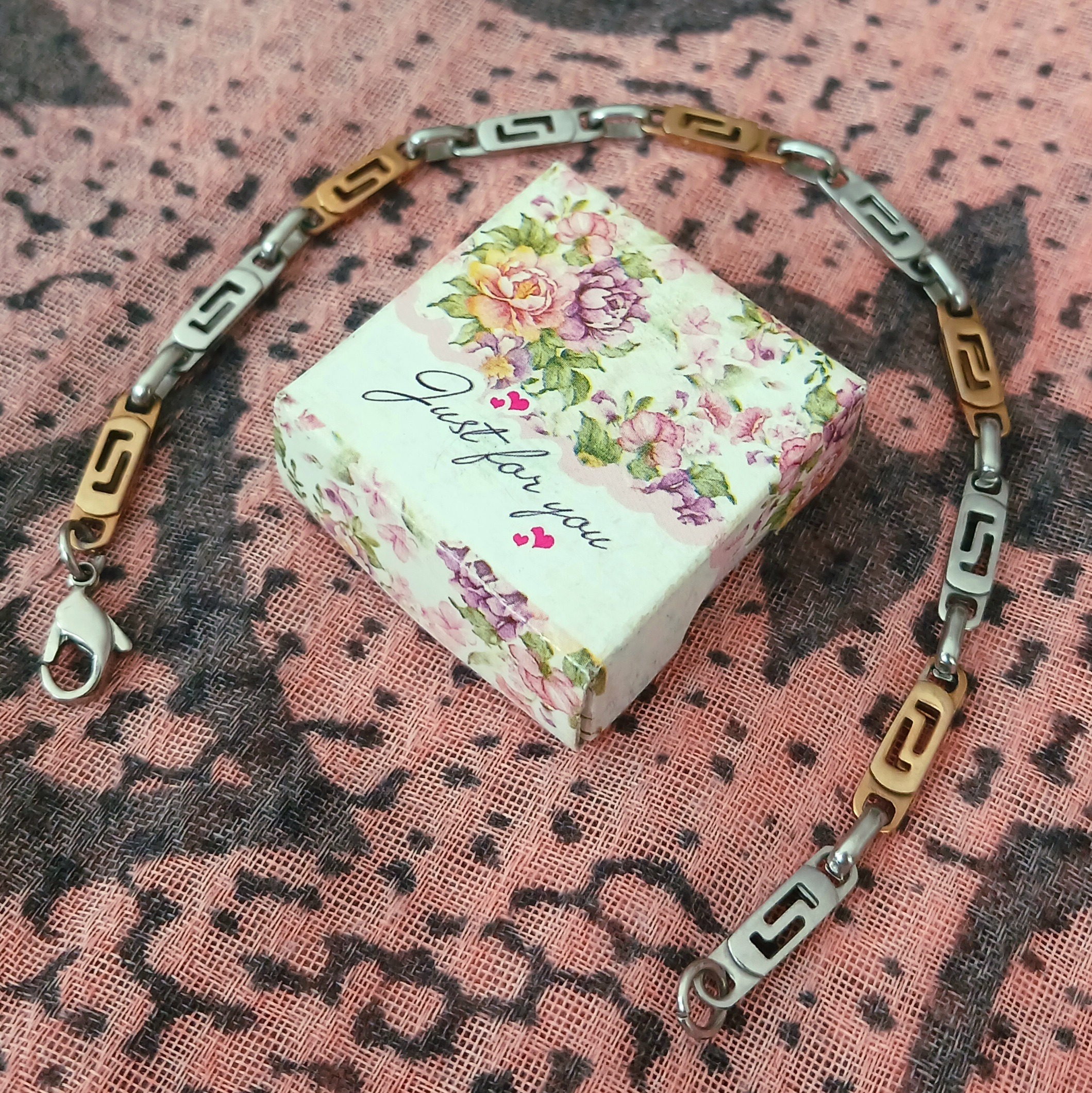 دستبند رنگ ثابت ورساچه