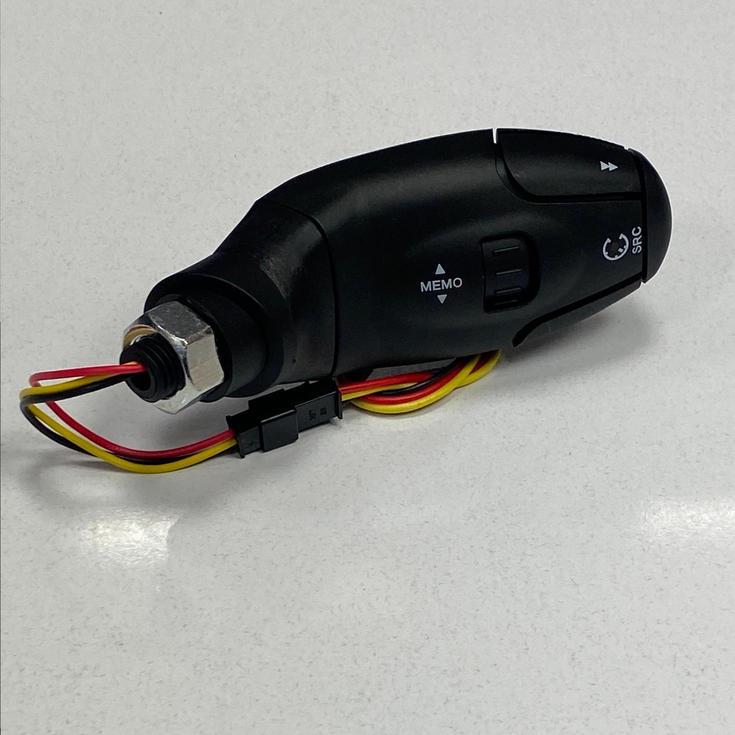 ریموت کنترل ضبط مدل RV-206 plus با نشانگر LED