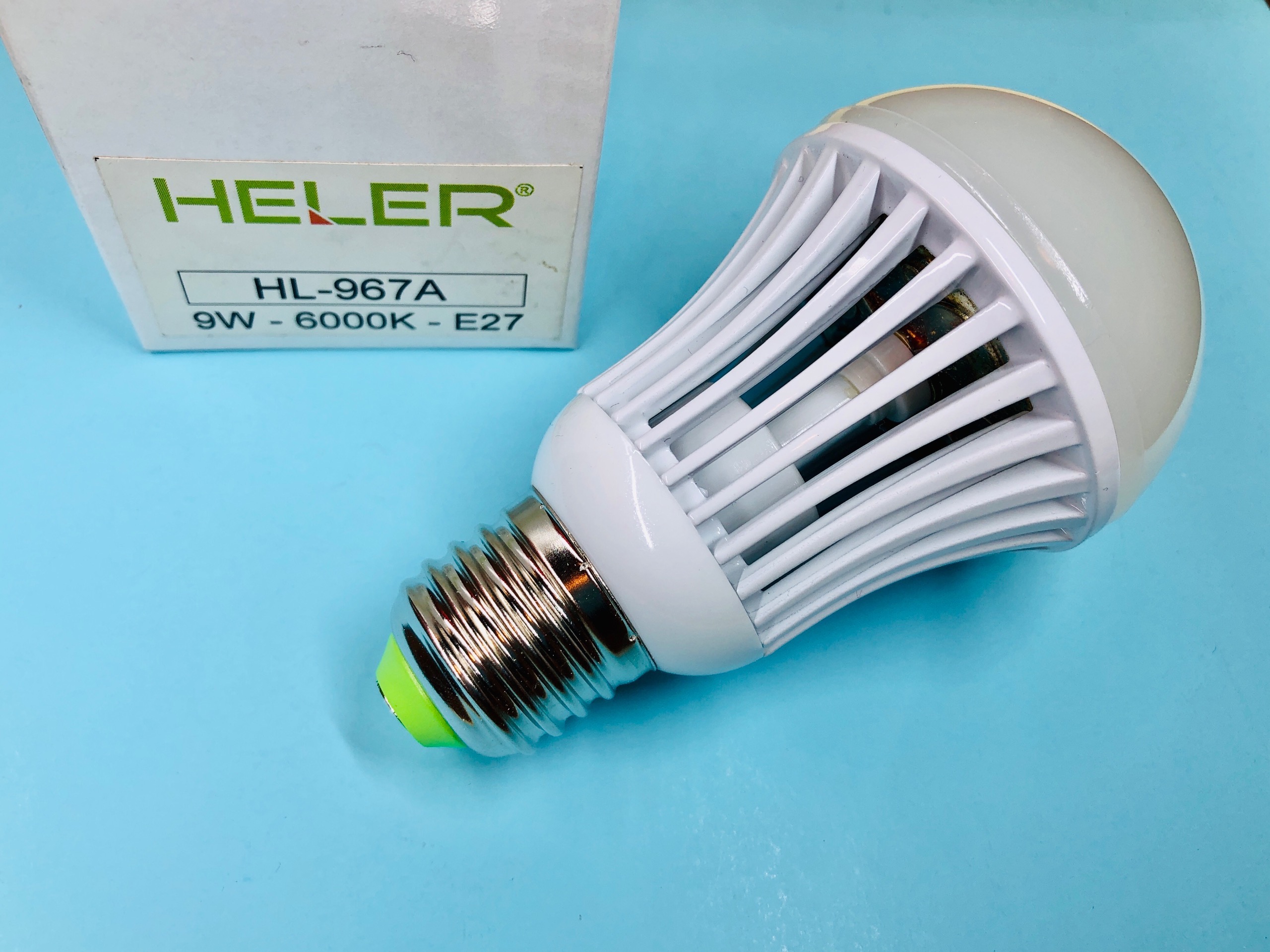 10عدد لامپ ال ای دی 9W پایه معمولیE27مهتابی