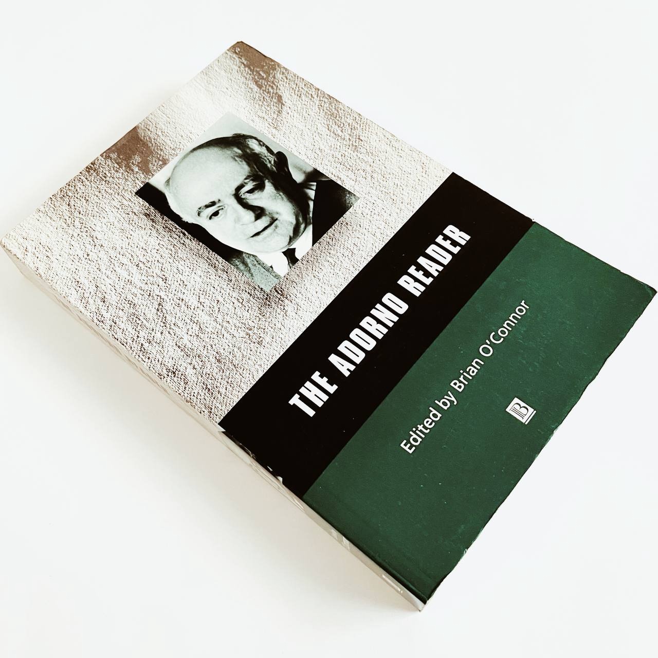 The Adorno Reader گزیده آثار تئودور آدورنو