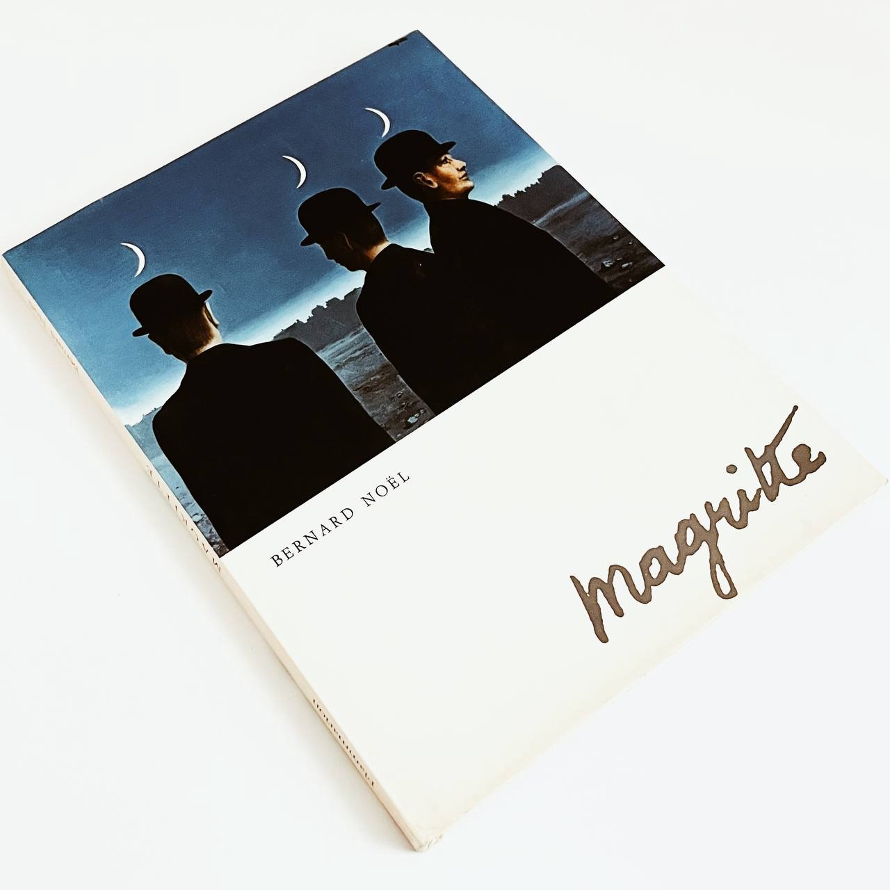 Magritte مگریت با تصاویر چسبان چاپ فلاماریون