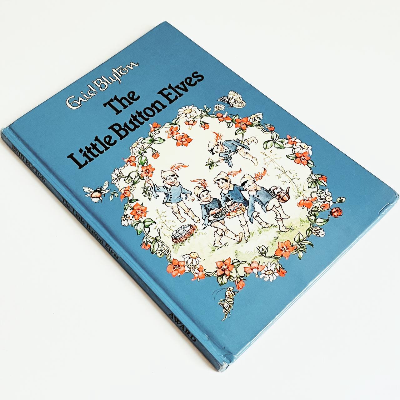 کتاب کودک مصور KOL The Little Button Elves